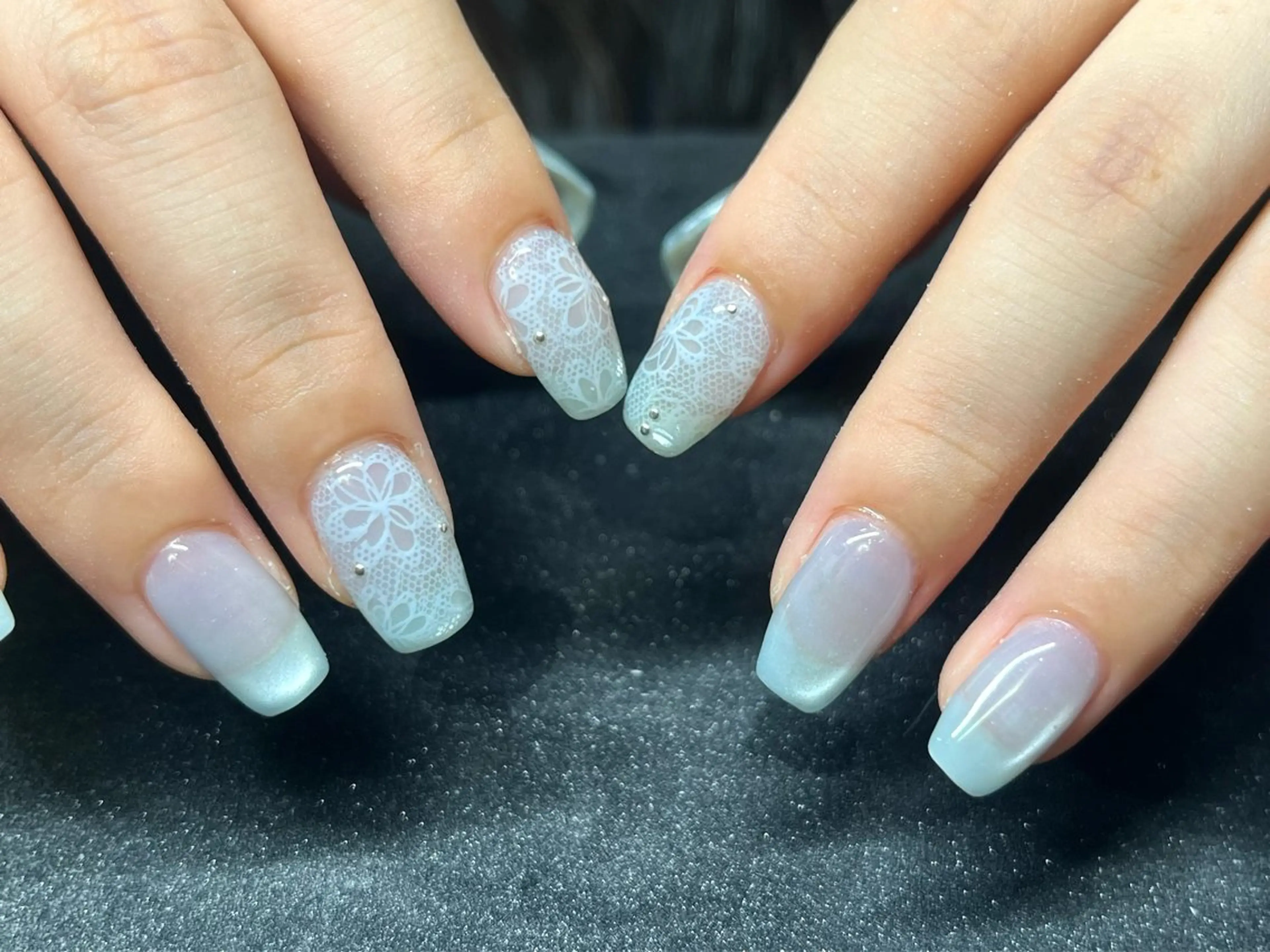 ネイル レース ハンドネイル Chika .のネイルデザイン