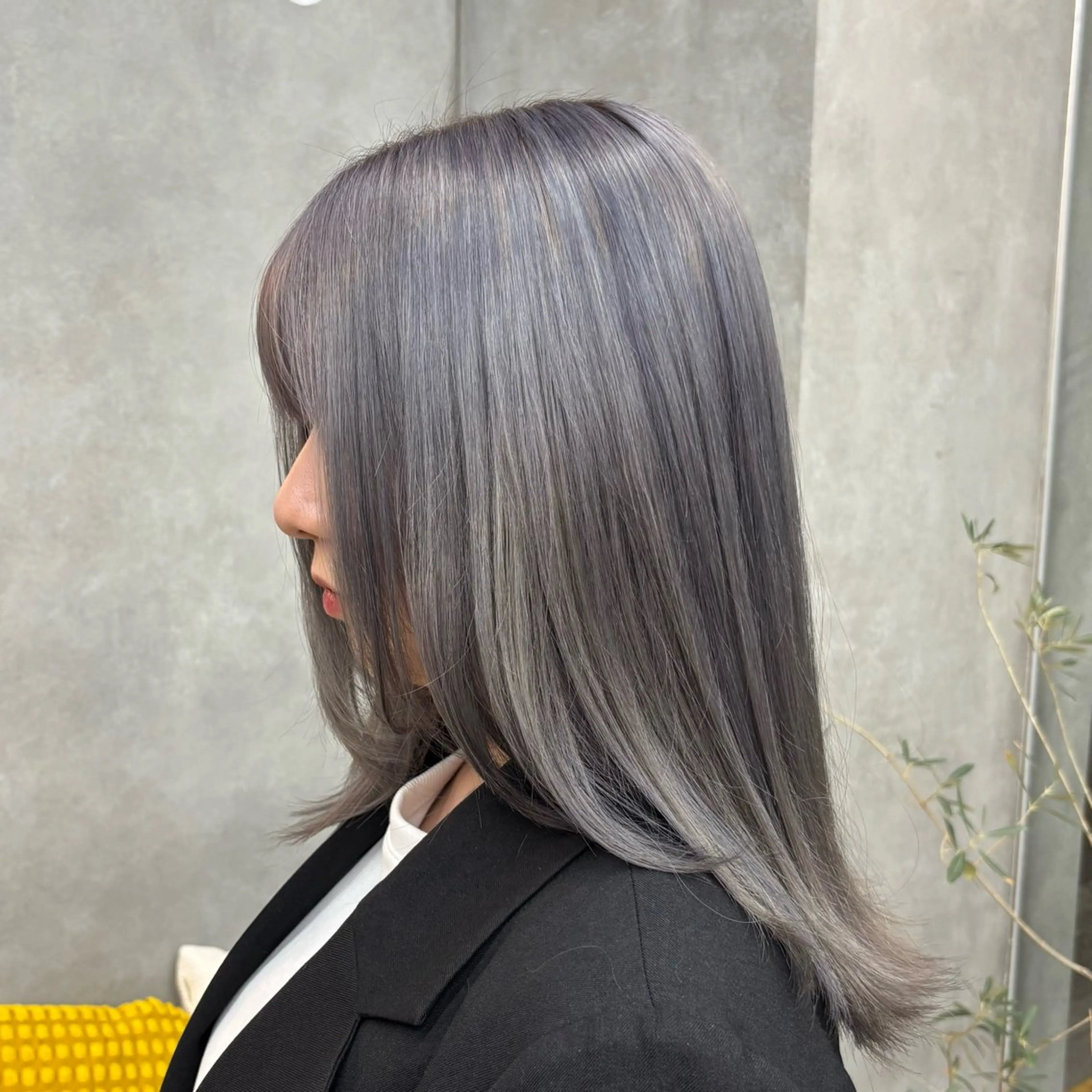 ミディアム カラー ハイトーンカラー ヘアカラー BELO OSAKA マオのヘアスタイル