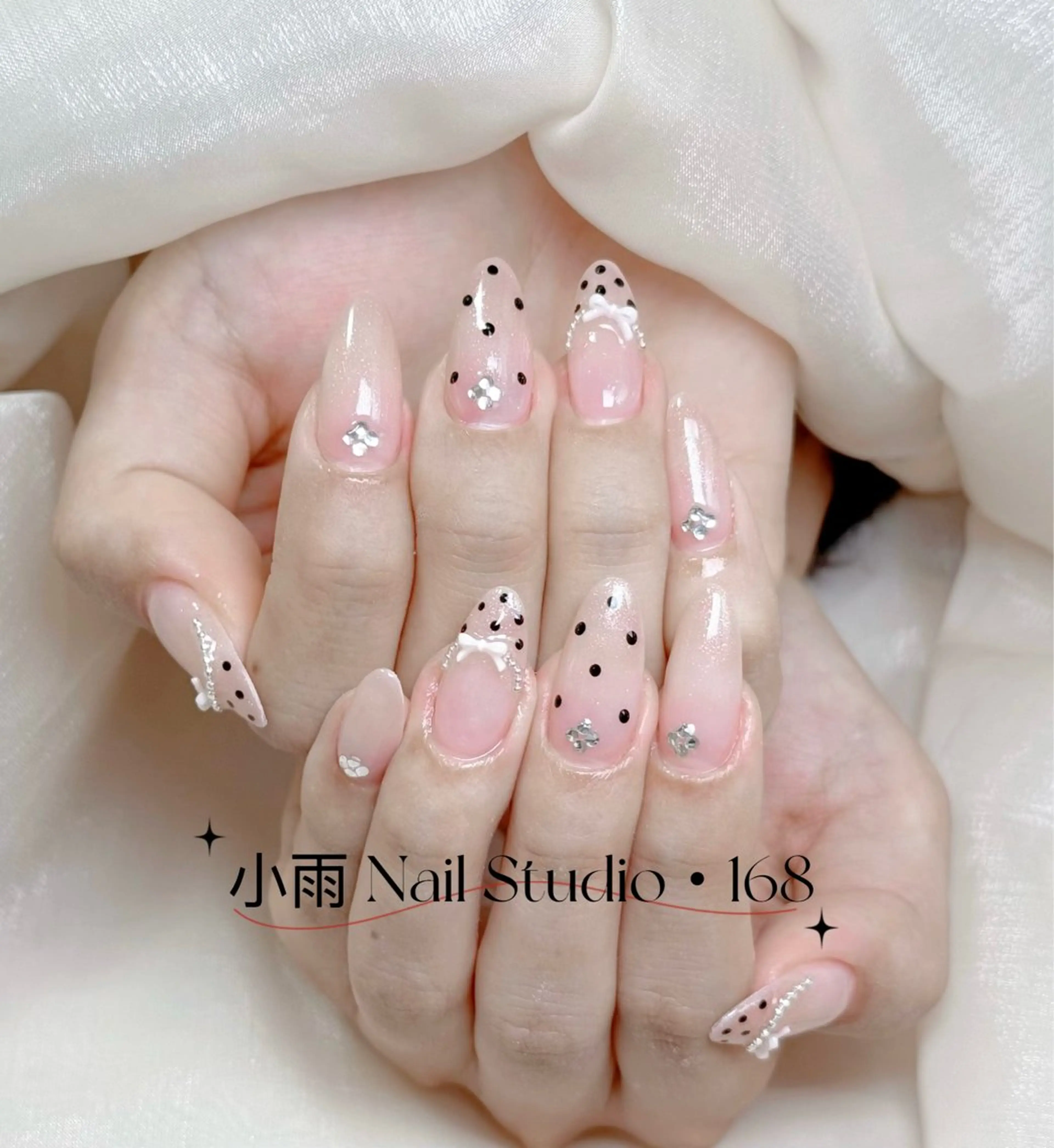 ネイル 小雨 Nail Studio・168のネイルデザイン