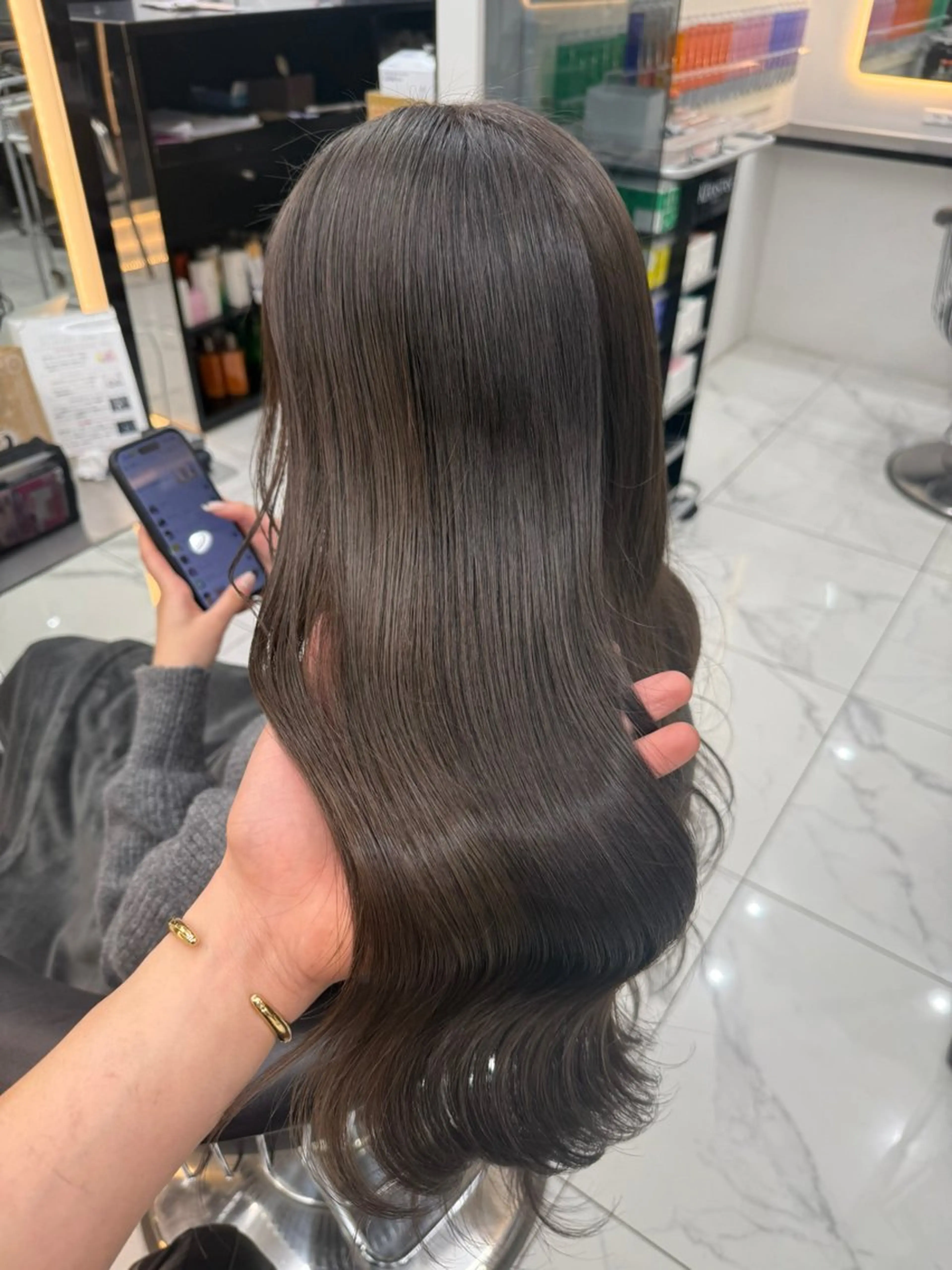 ロング ヘアカラー 笠間 啓聖のヘアスタイル