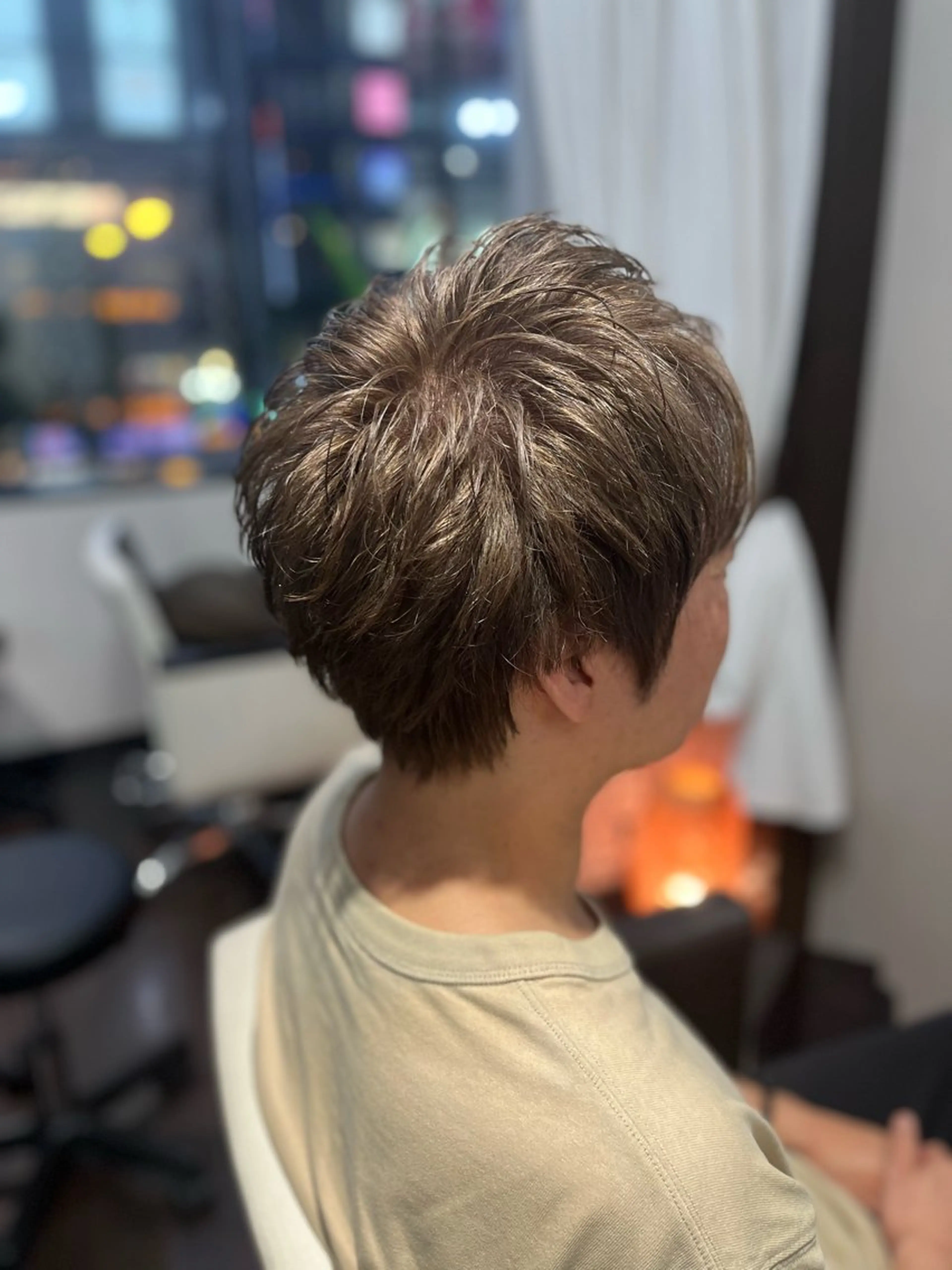 ショート カラー メンズ マッシュ ダブルカラー シルバー @ YUTAのヘアスタイル