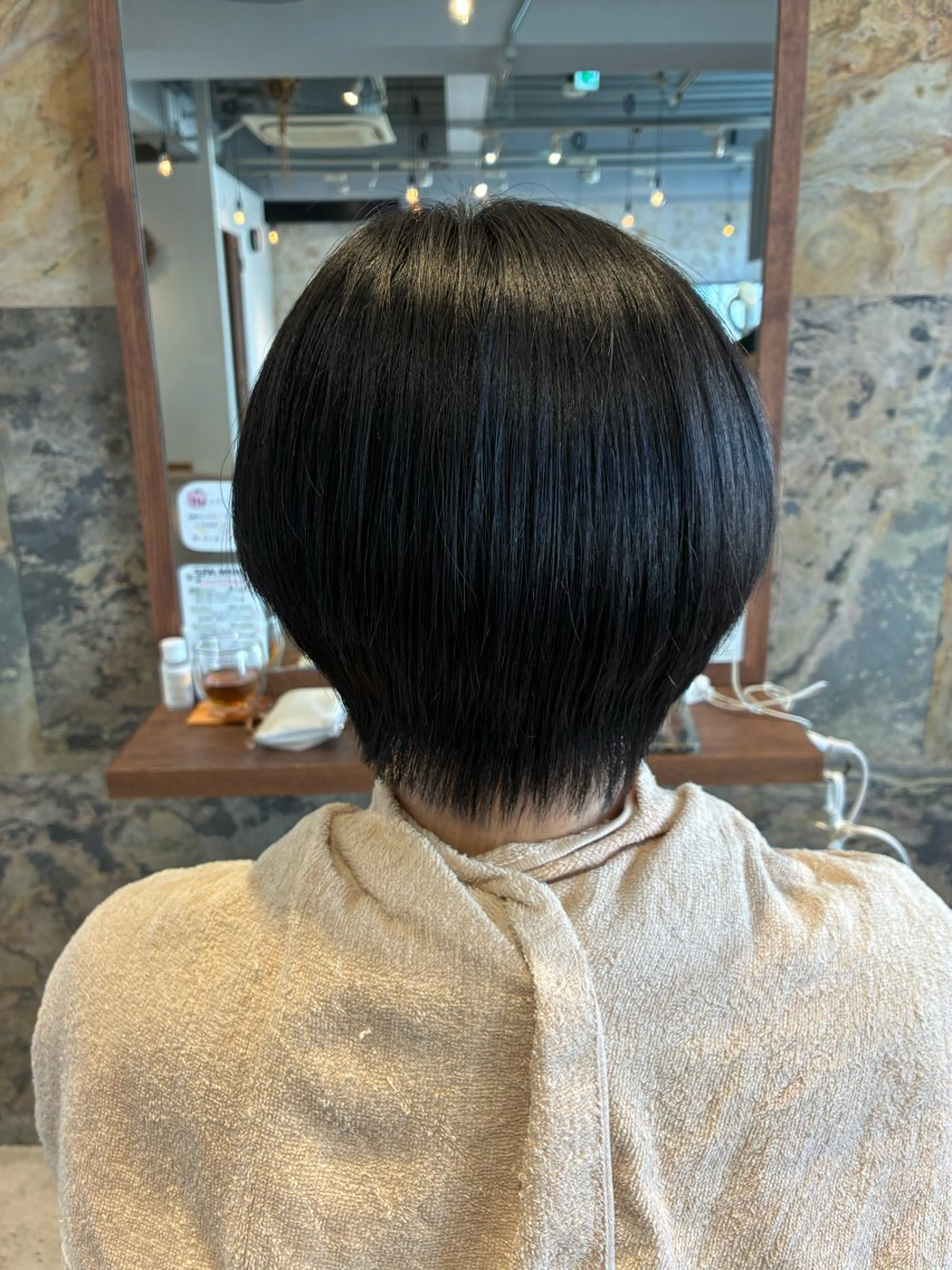ショート 安田 純香のヘアスタイル