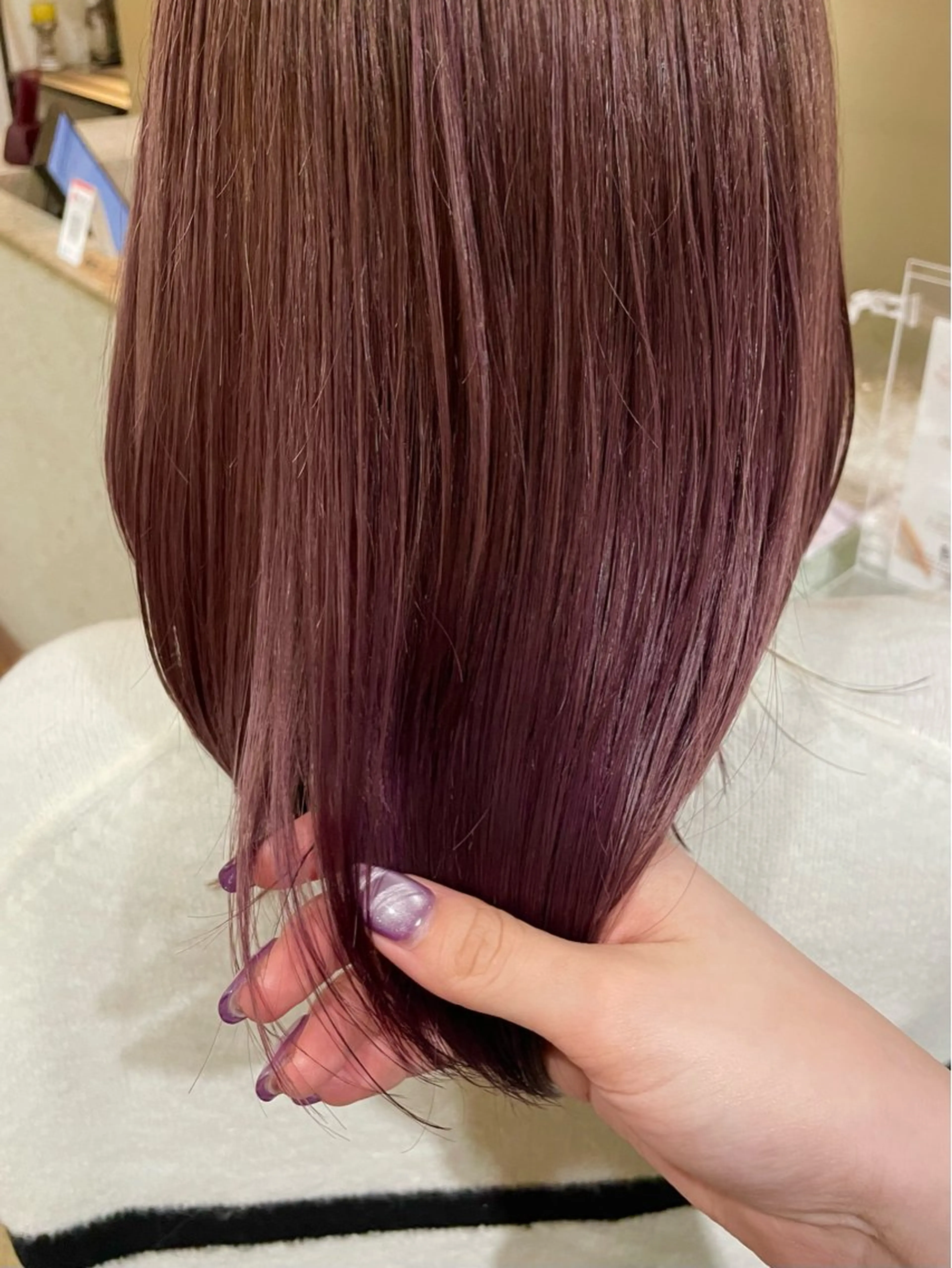 ミディアム カラー 𝒚𝒖-𝒓𝒊 ⸝⋆艶color🌙のヘアスタイル