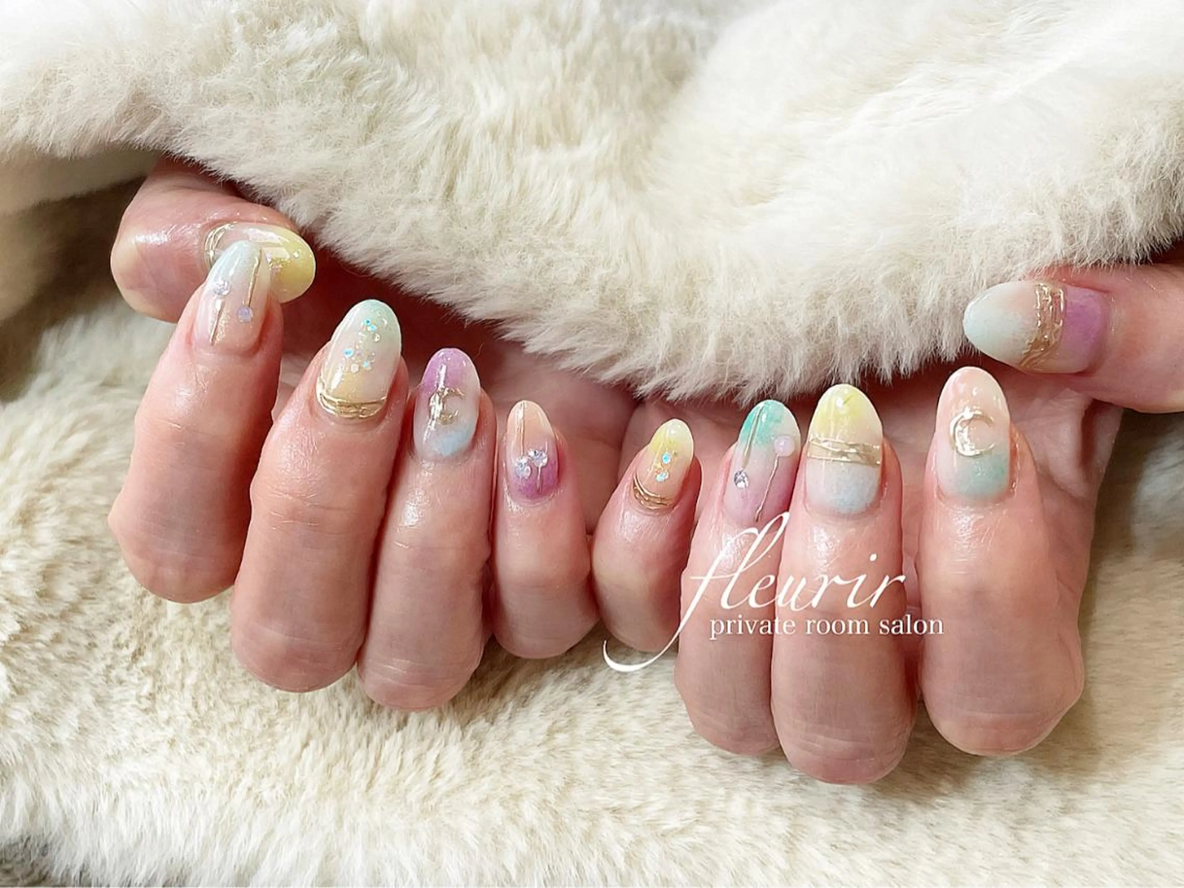 ネイル チークネイル ストーンネイル フルリール 【プライベートサロンのネイルデザイン