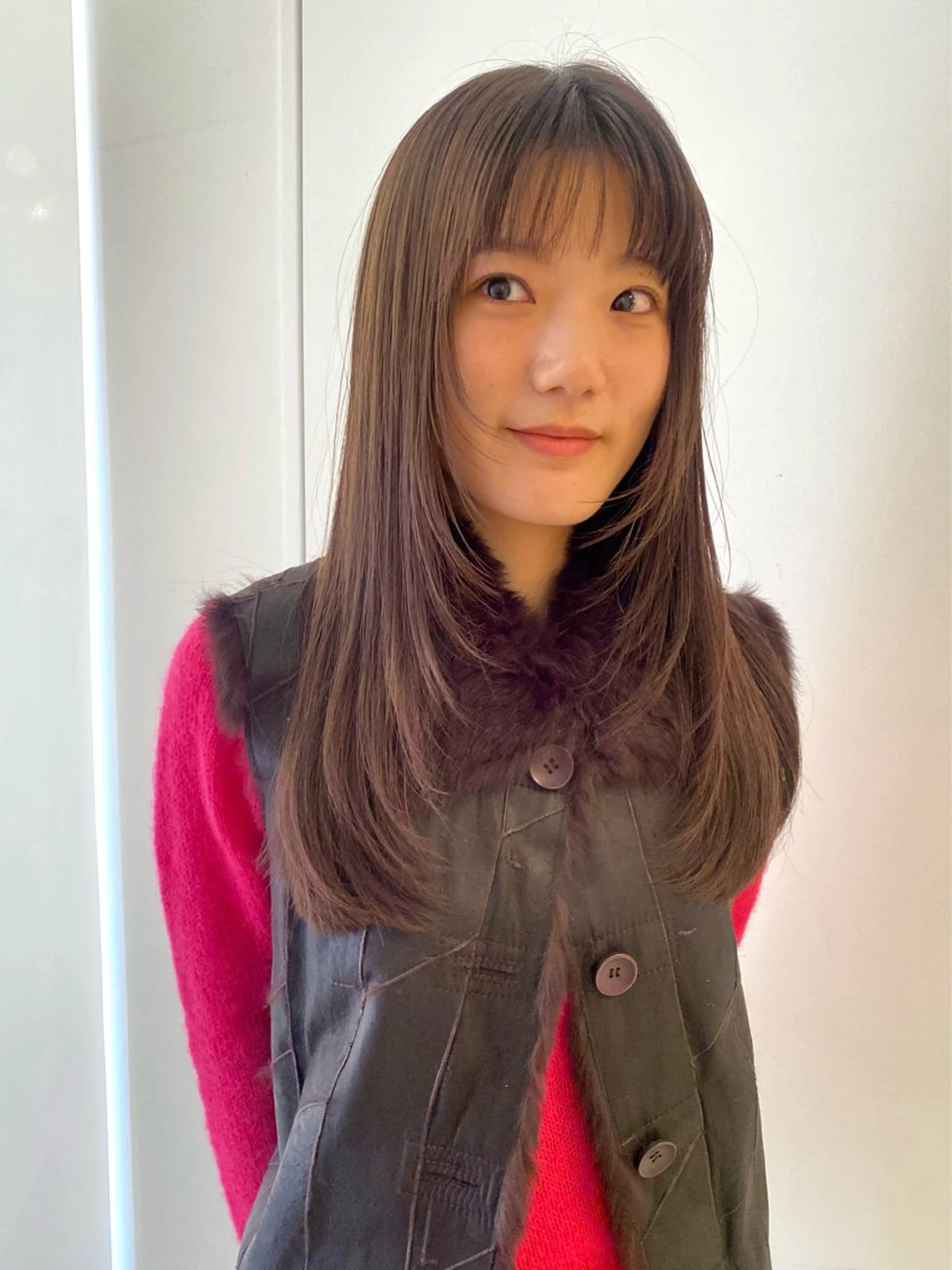 ミディアム カット ヘアカラー Tomoka🐶🌟 似合わせカット✂︎のヘアスタイル