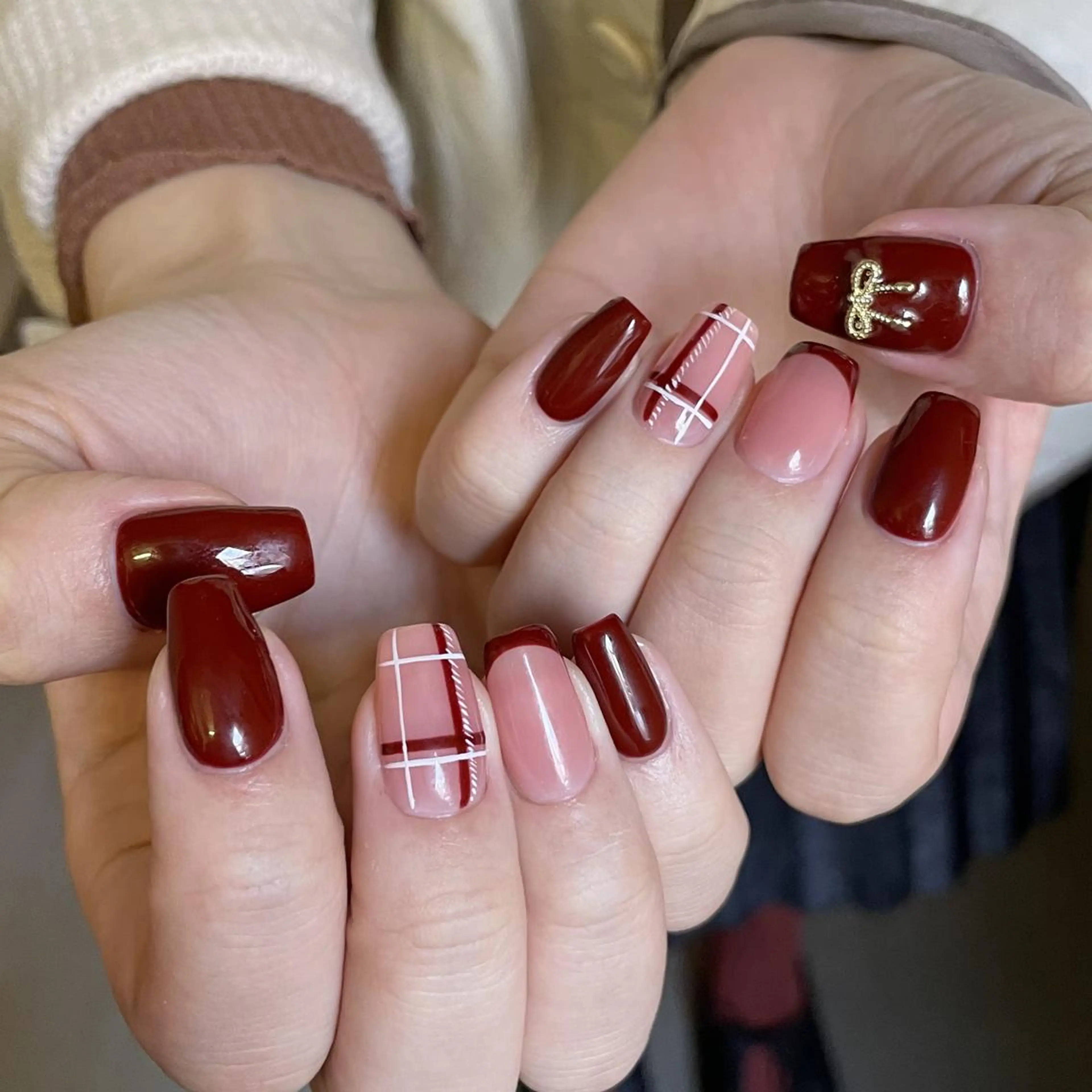 ネイル ハンドネイル ハンドケア 🍑 momo_nailのネイルデザイン