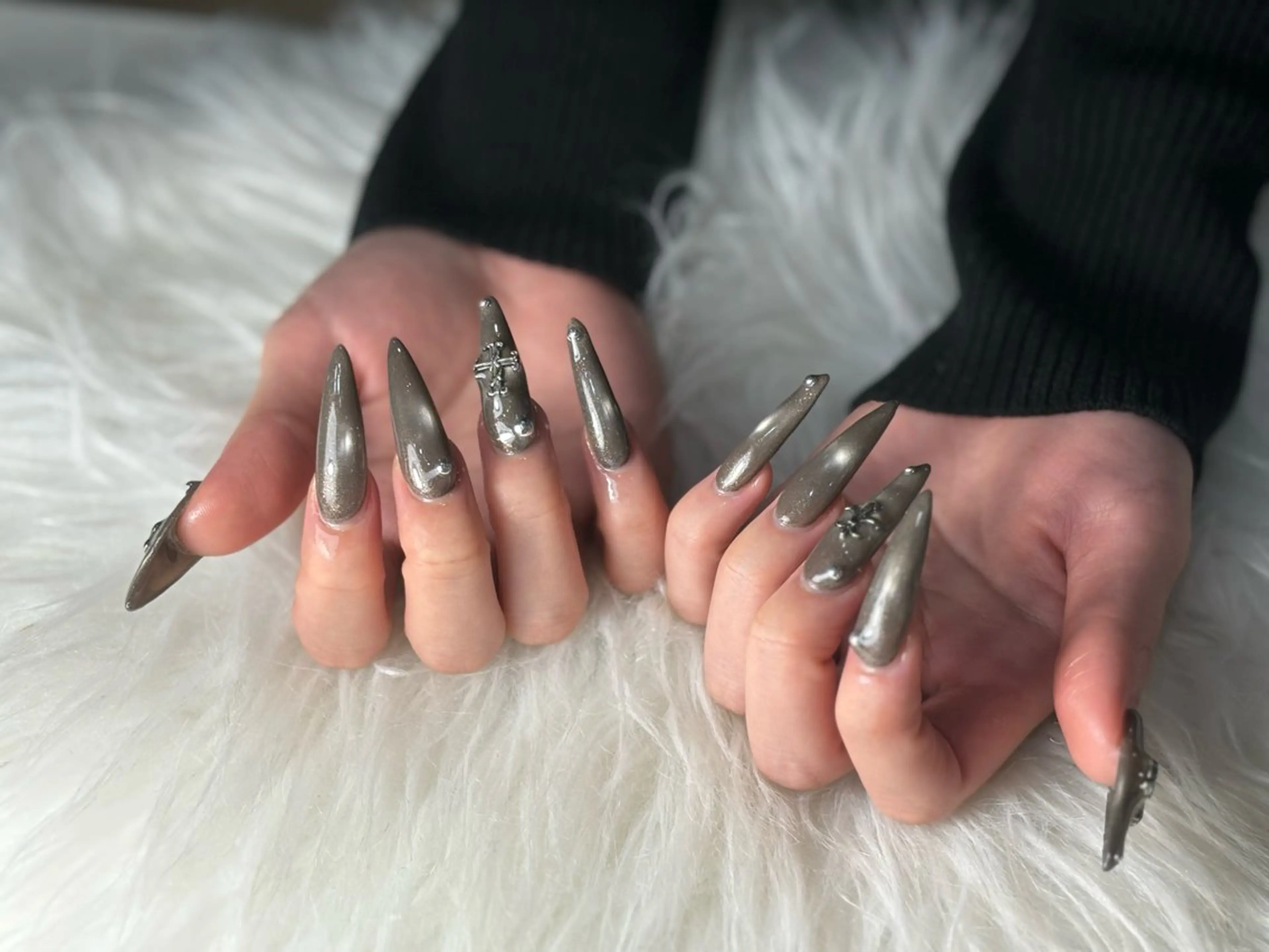 ネイル ハンドネイル ネイルサロン ティアラのネイルデザイン