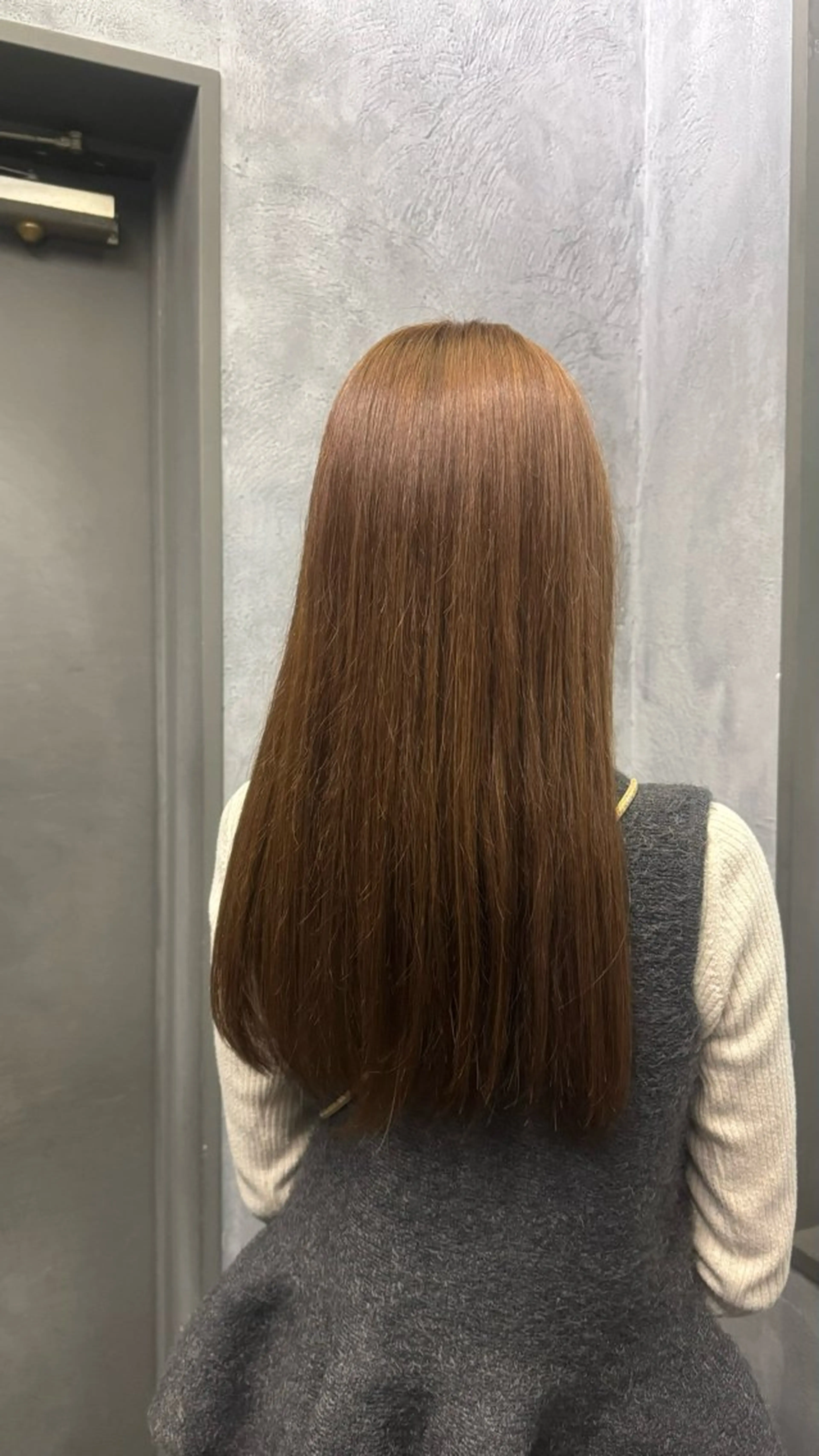 ロング ヘアカラー Graphy  札幌所属・🐺ﾅｶﾑﾗ ﾓﾓｶのヘアスタイル