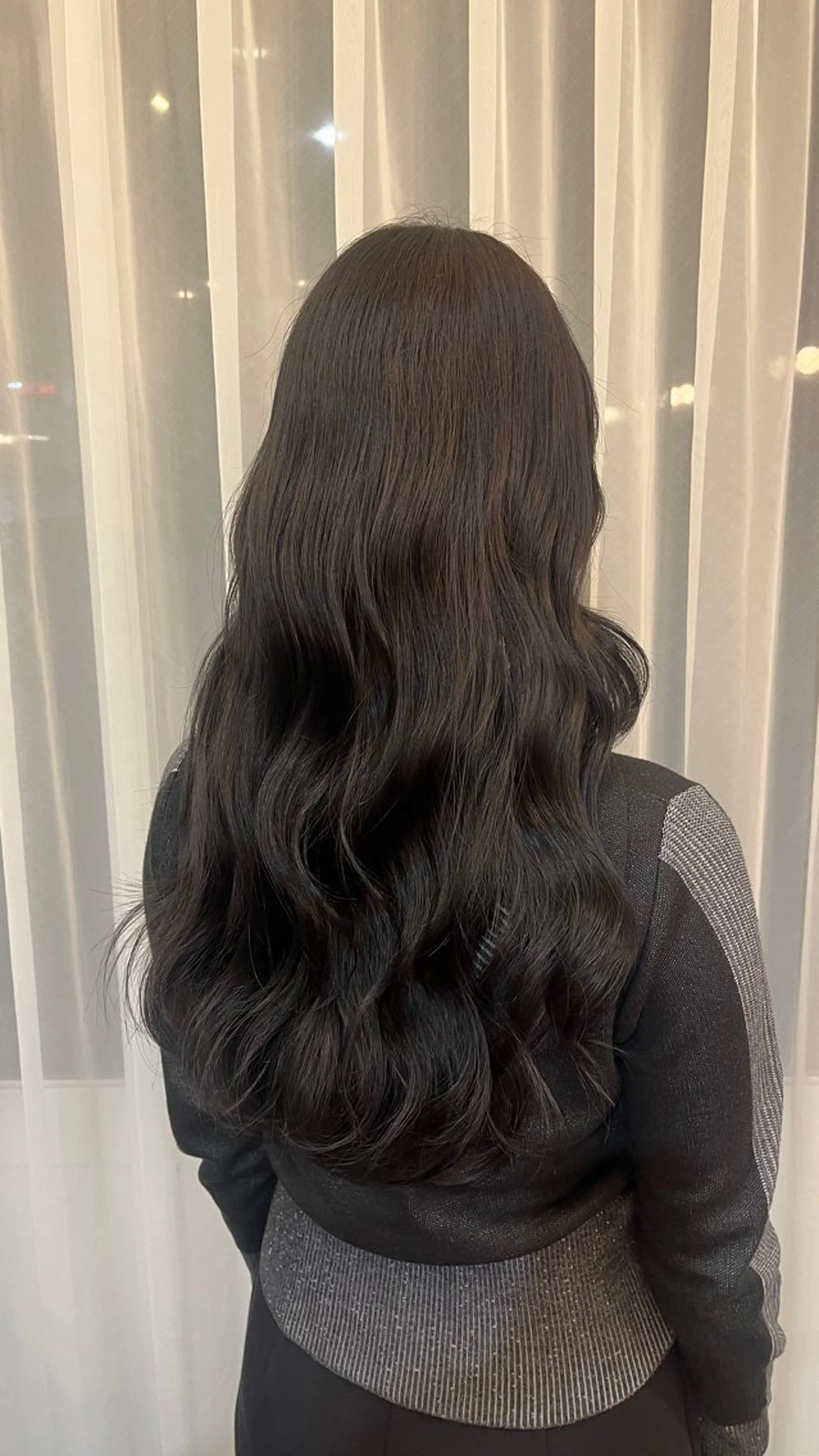 ロング カラー 黒髪 美咲🤎 /艶カラー /ハイライトカラーのヘアスタイル
