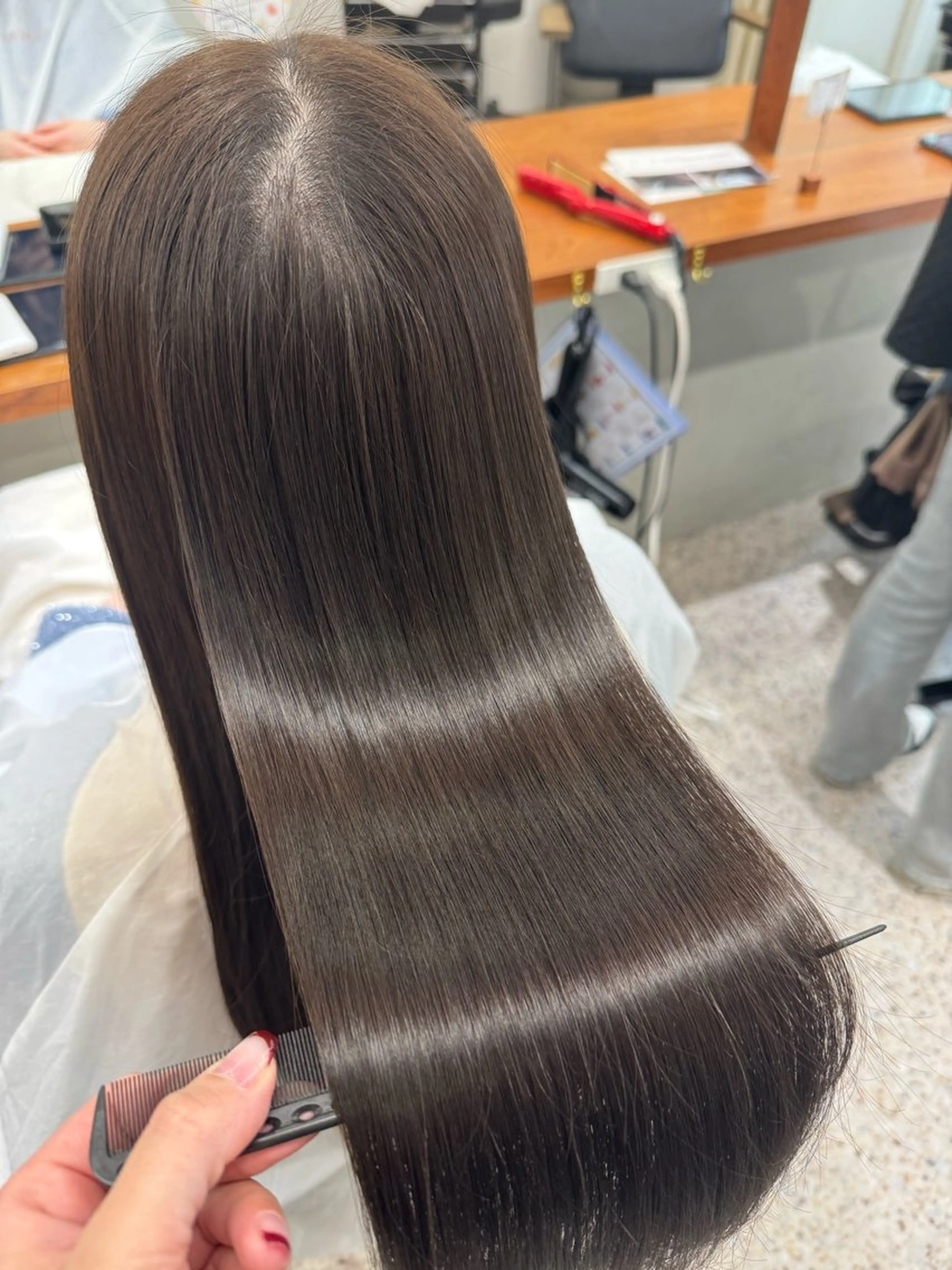 【minimo限定価格🤎】イルミナカラー＋オージュア4.5stepトリートメントの写真