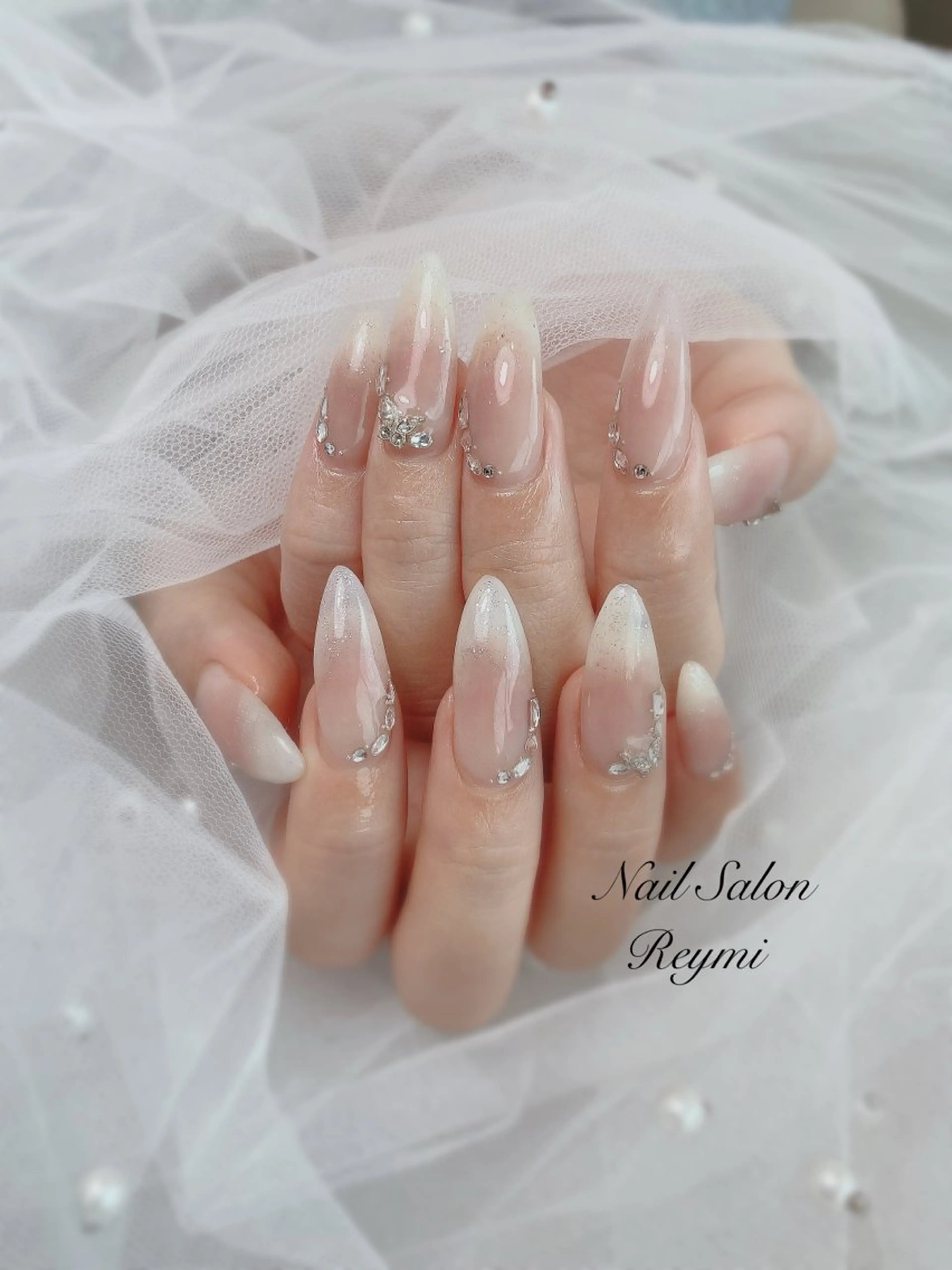 ネイル 佐藤 帆乃香のネイルデザイン