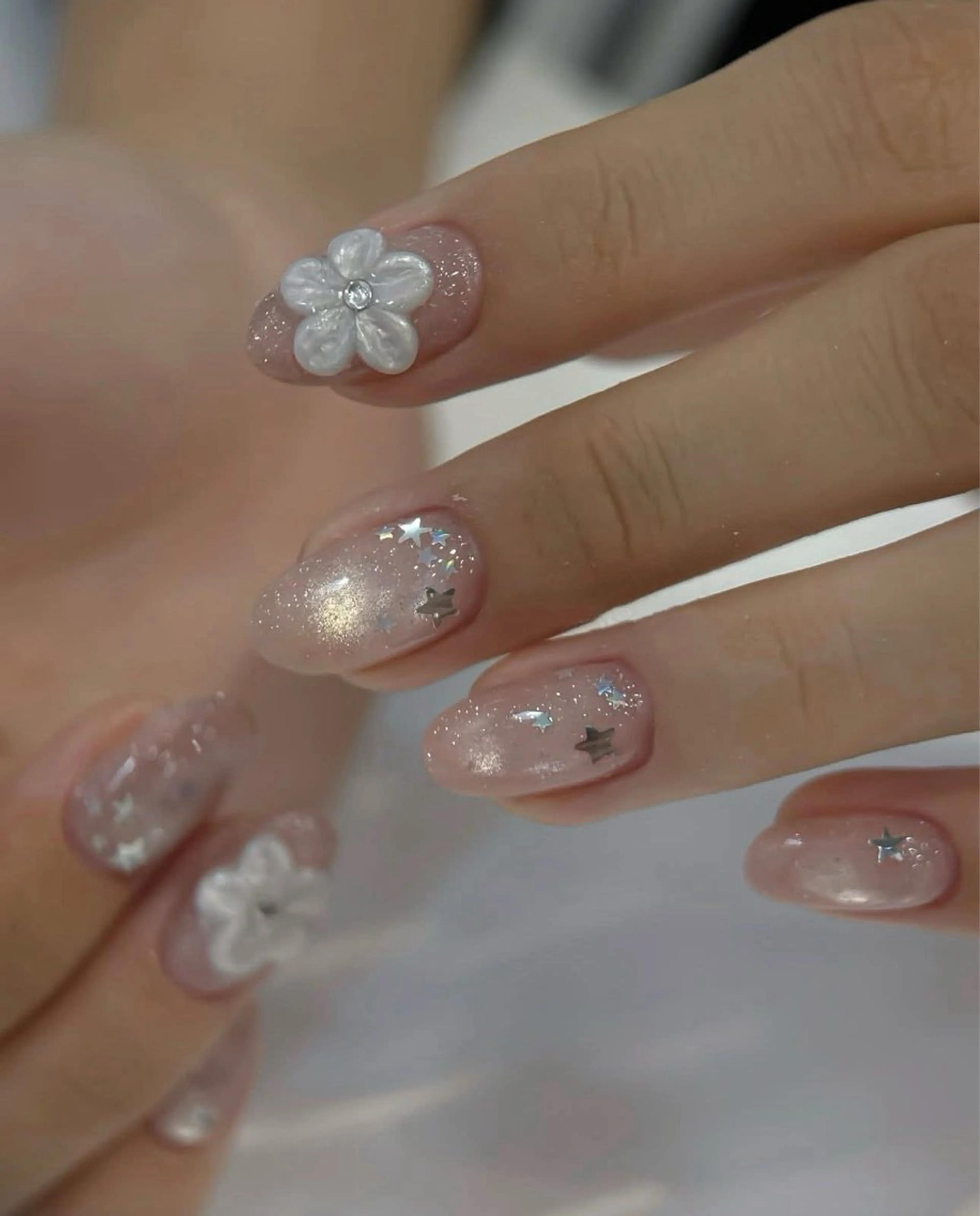 ネイル ハンドネイル T. Leeのネイルデザイン