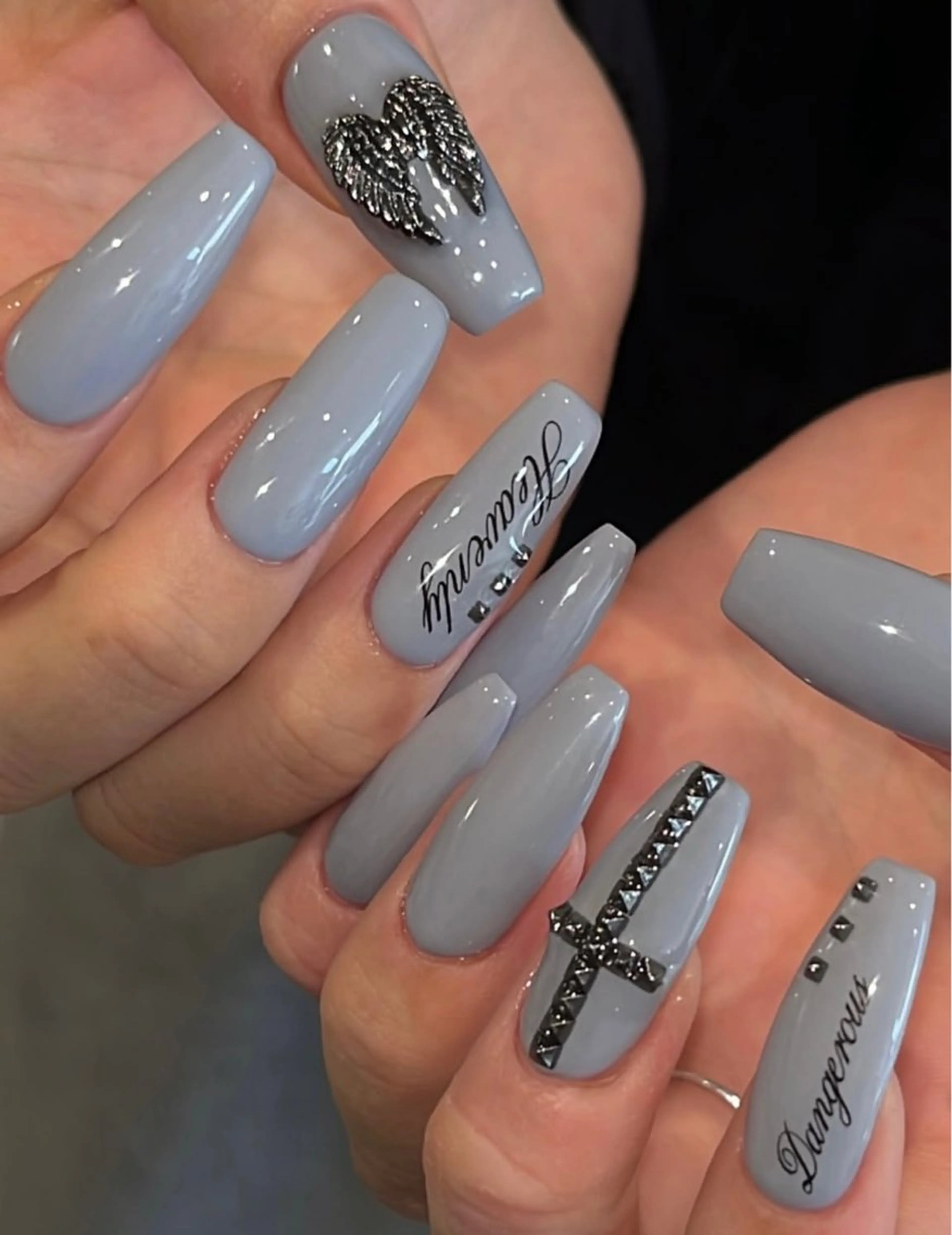 ネイル アートネイル ストーンネイル ネイルチップ ハンドネイル NiJi Nailsのネイルデザイン