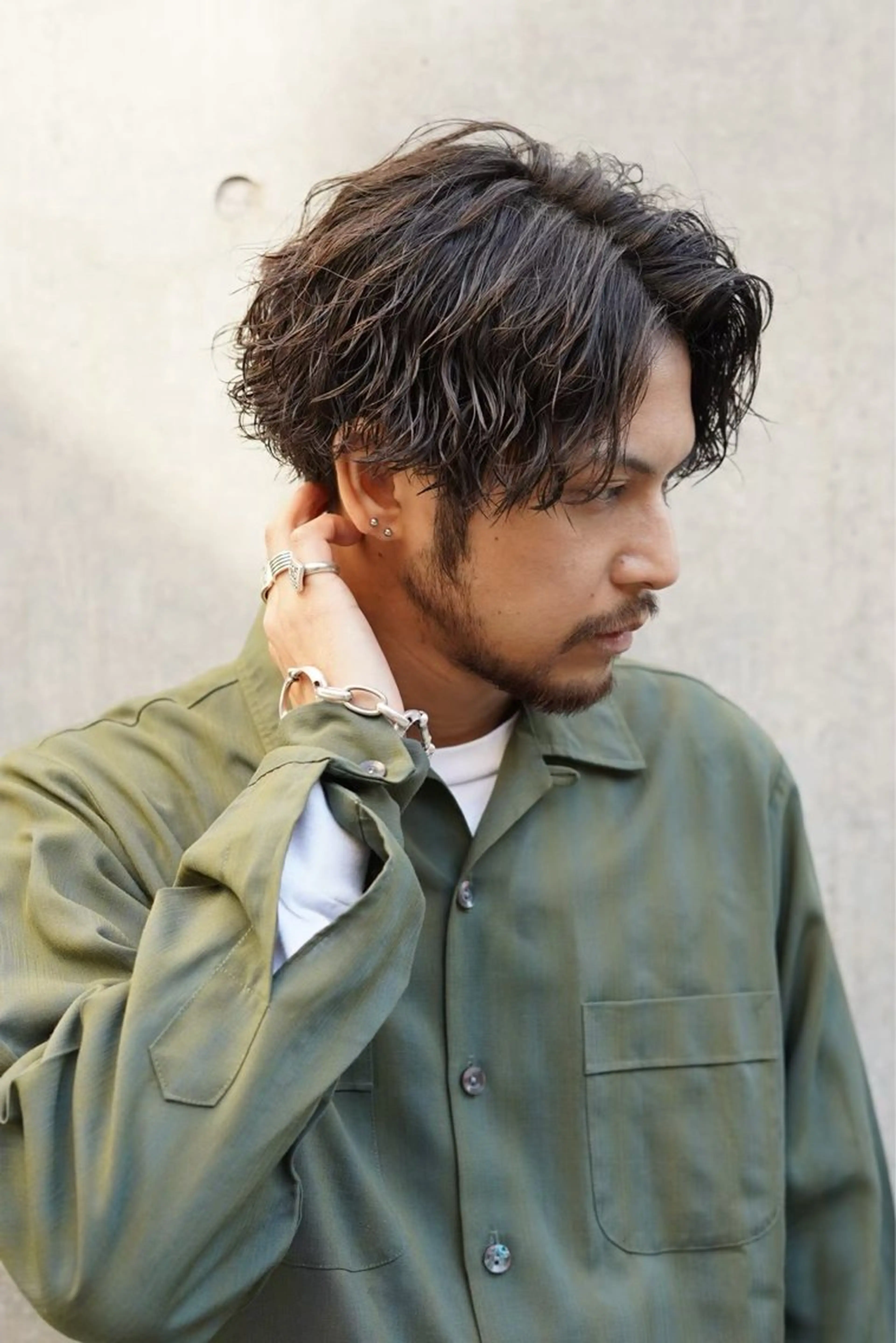 ショート カラー パーマ メンズ キッズ メンズパーマ メンズツイストパーマ ツイストパーマ 栄💗レイヤーカット |パーマ|haruのヘアスタイル