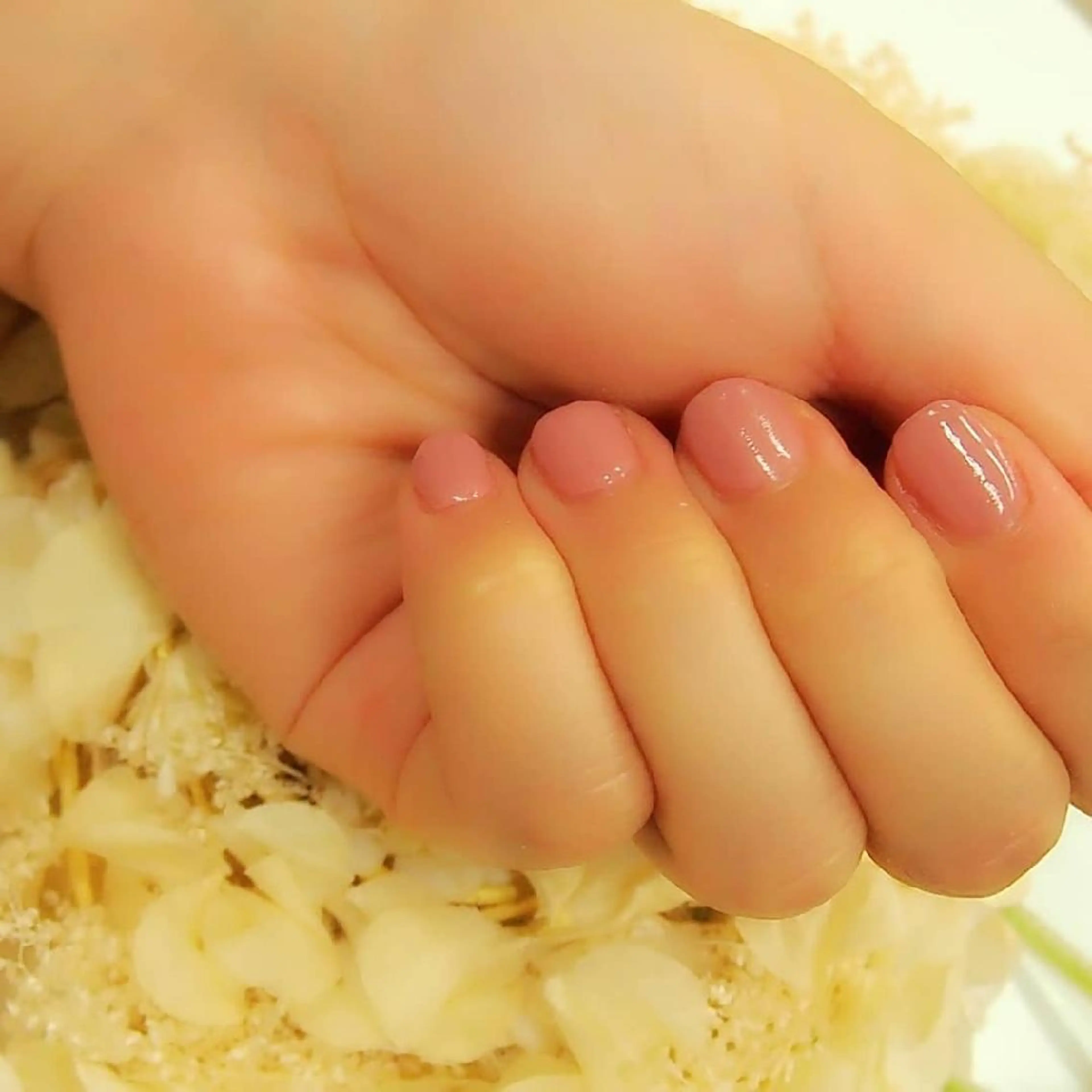 ネイル ワンカラーネイル 🅖🅤🅩🅔🅛 salonのエステ・リラクイメージ