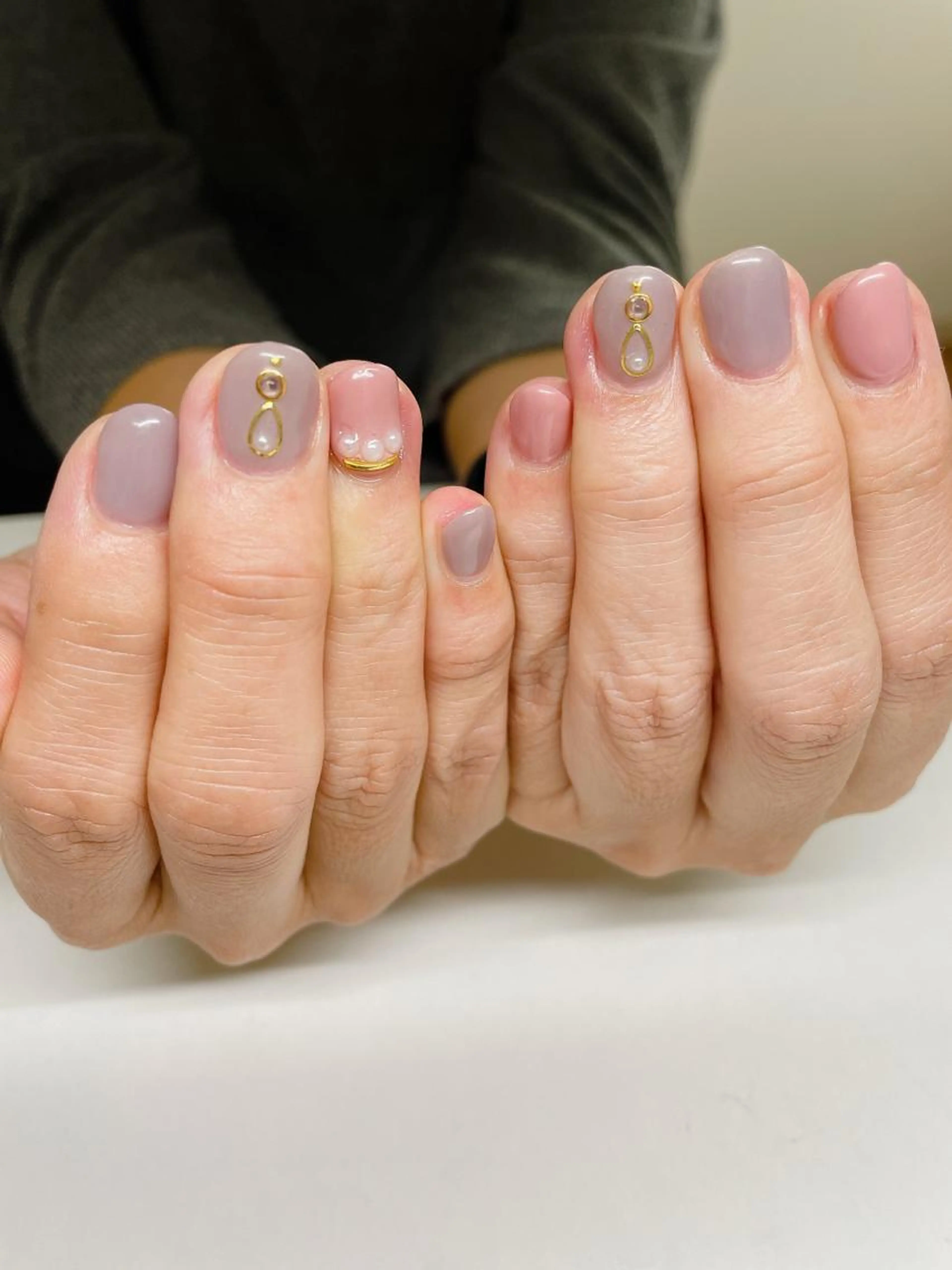 ハンド⭐︎お持ち込みネイルA【他店オフあり】の写真