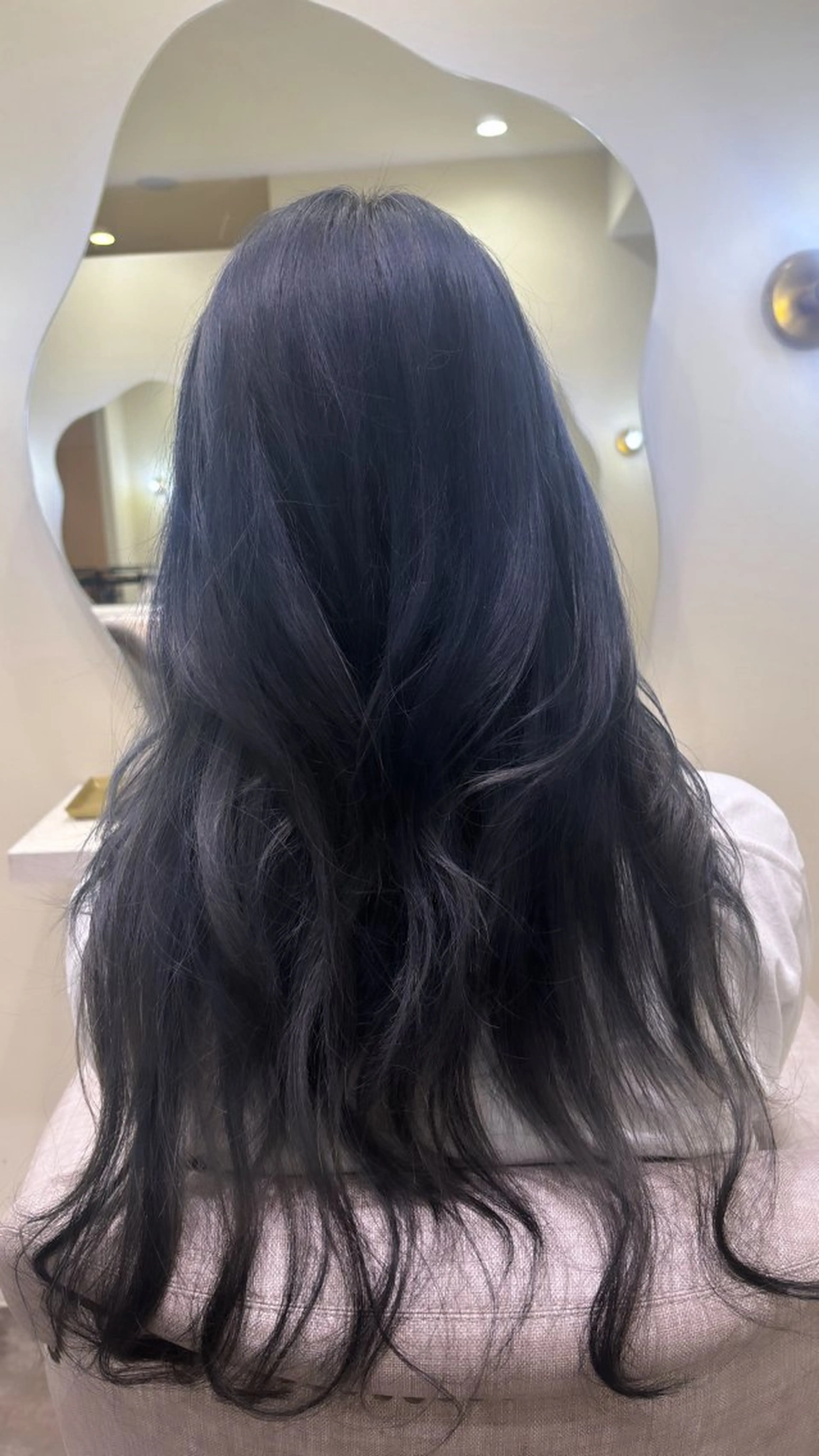 ロング カラー 猪妻 采蘭のヘアスタイル