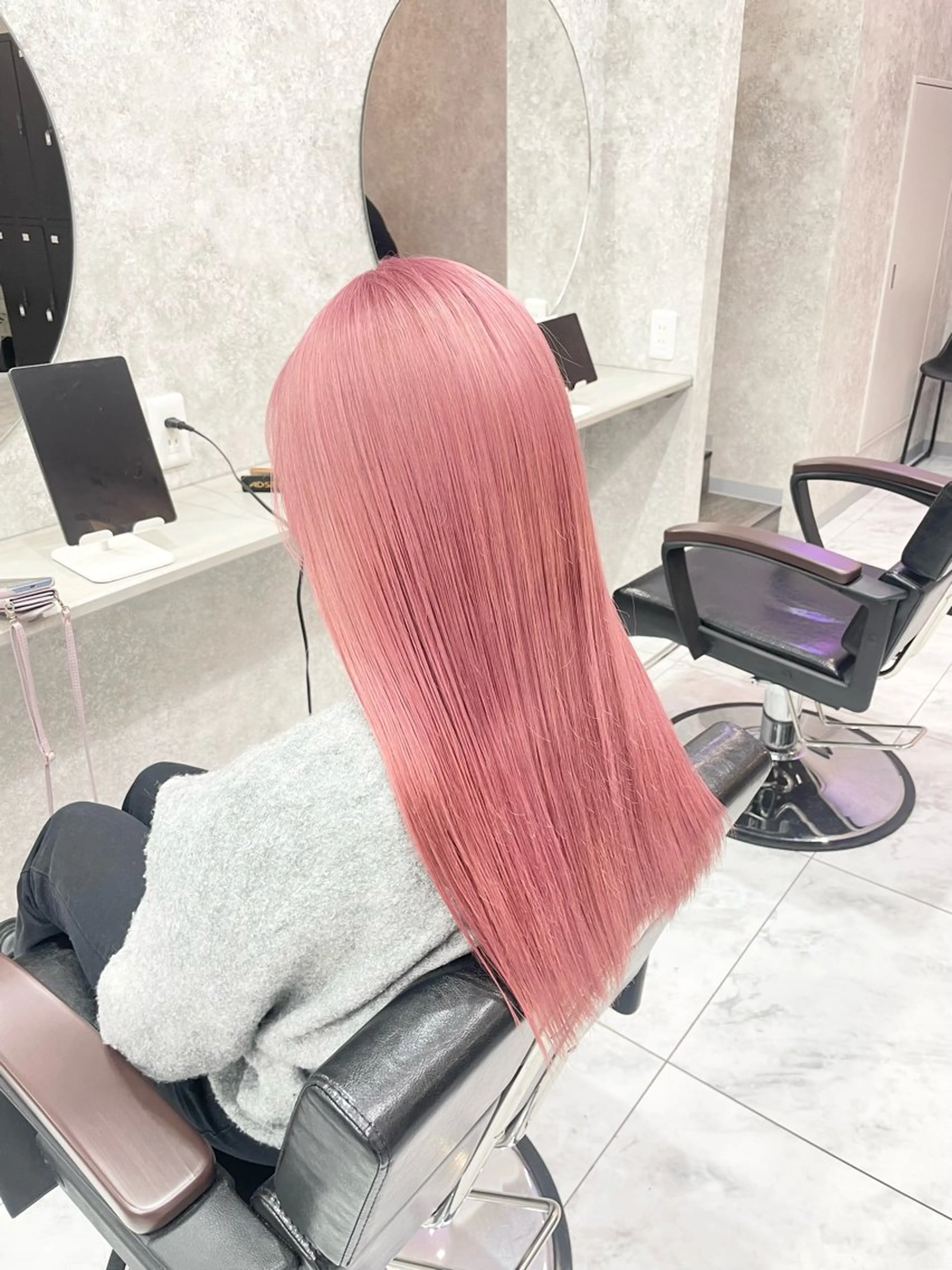 セミロング 🦋ハイトーン🦋 石山 希理🦋のヘアスタイル