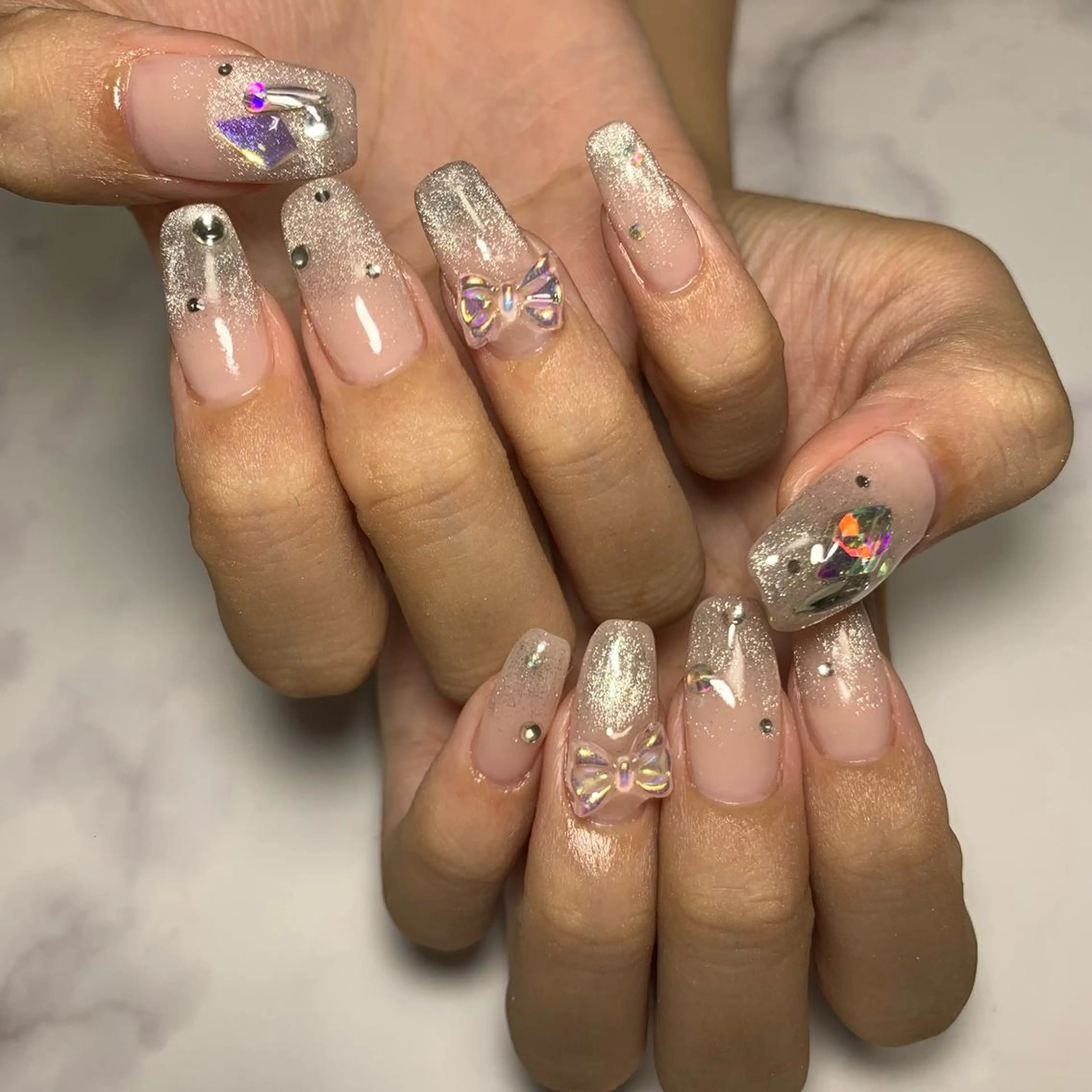 ネイル マグネットネイル happiness nailのネイルデザイン