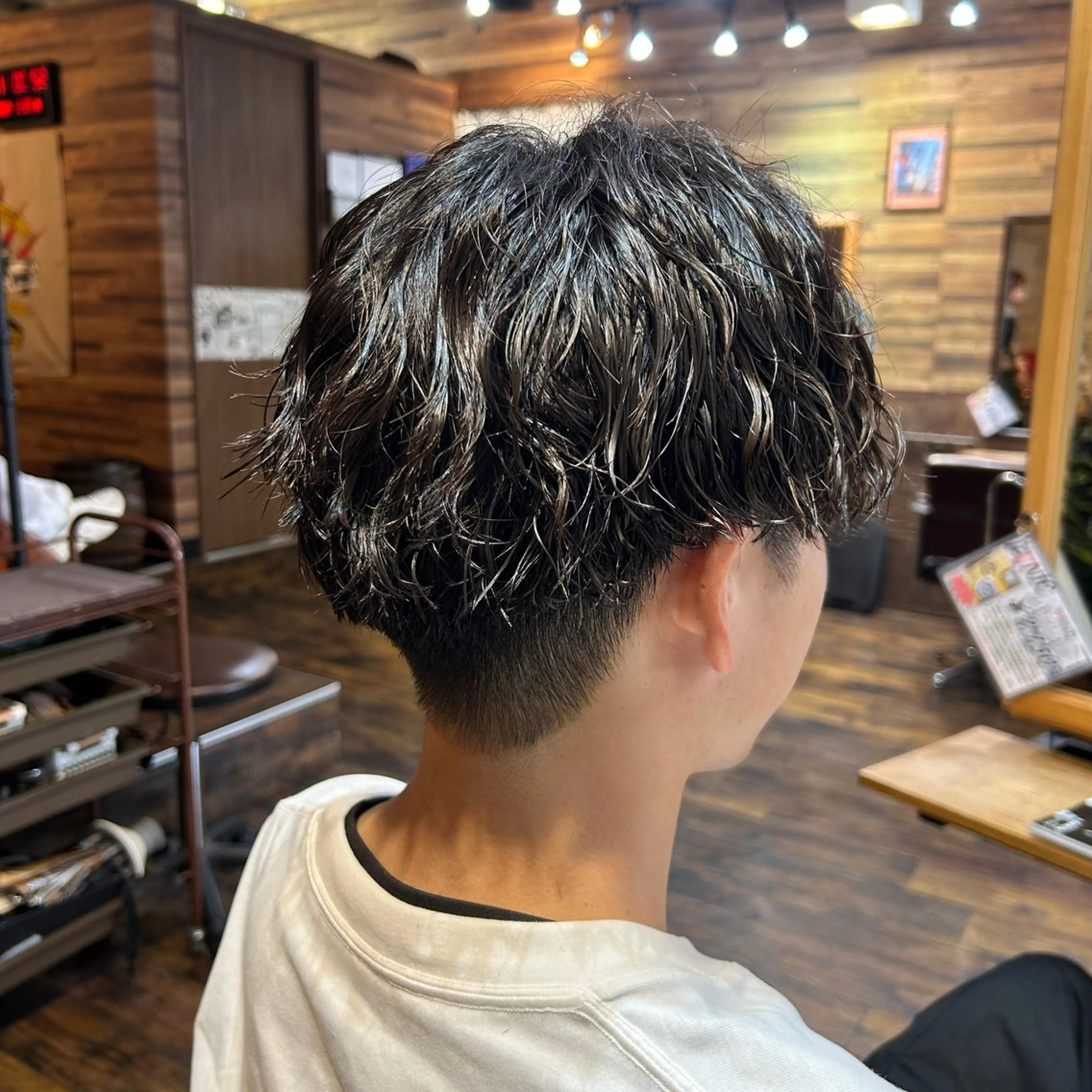 ショート パーマ メンズ ツイスパ/メンズ特化 🦋𝑺𝑶𝑵𝑬のヘアスタイル