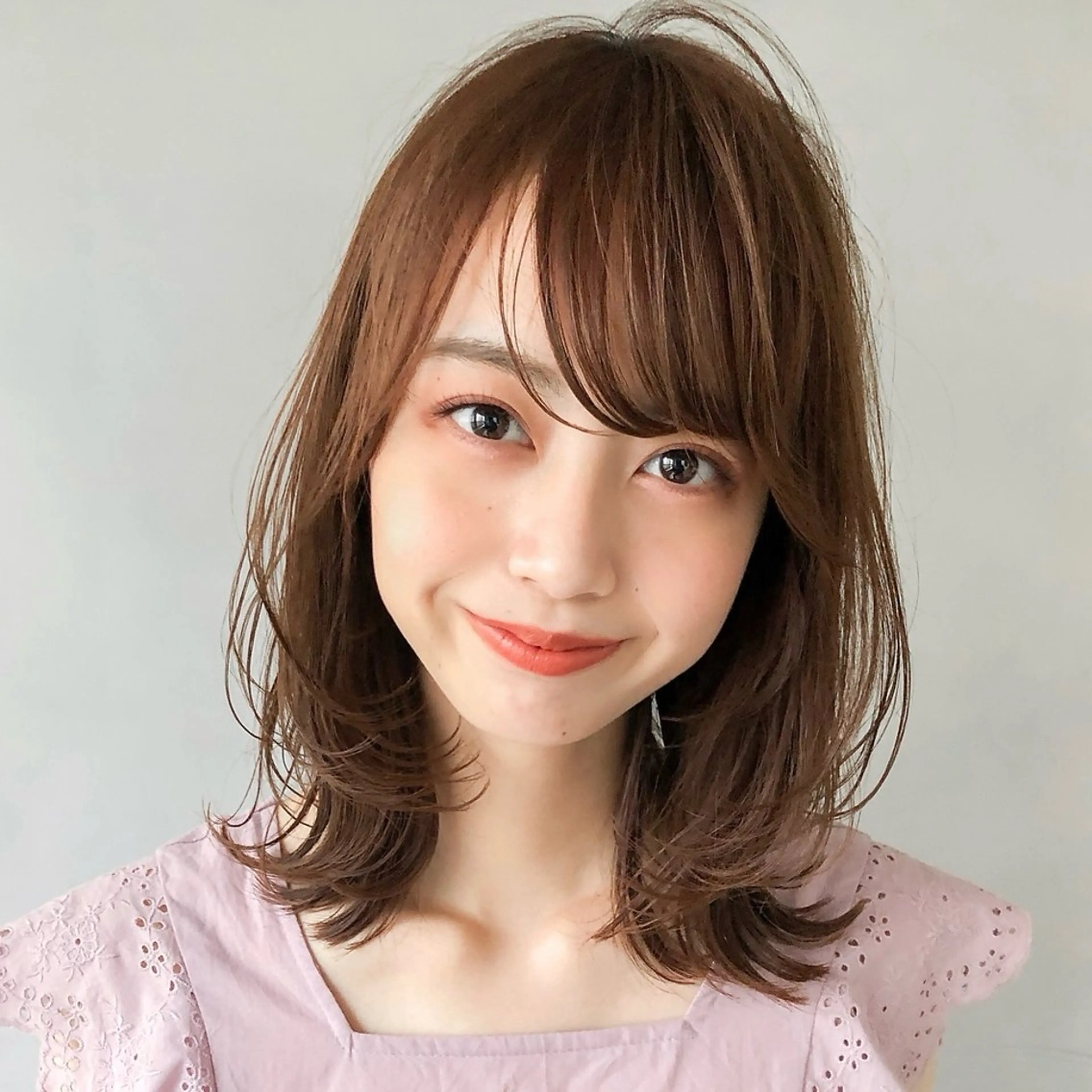 ミディアム カラー/レイヤー /カット泉谷七登のヘアスタイル