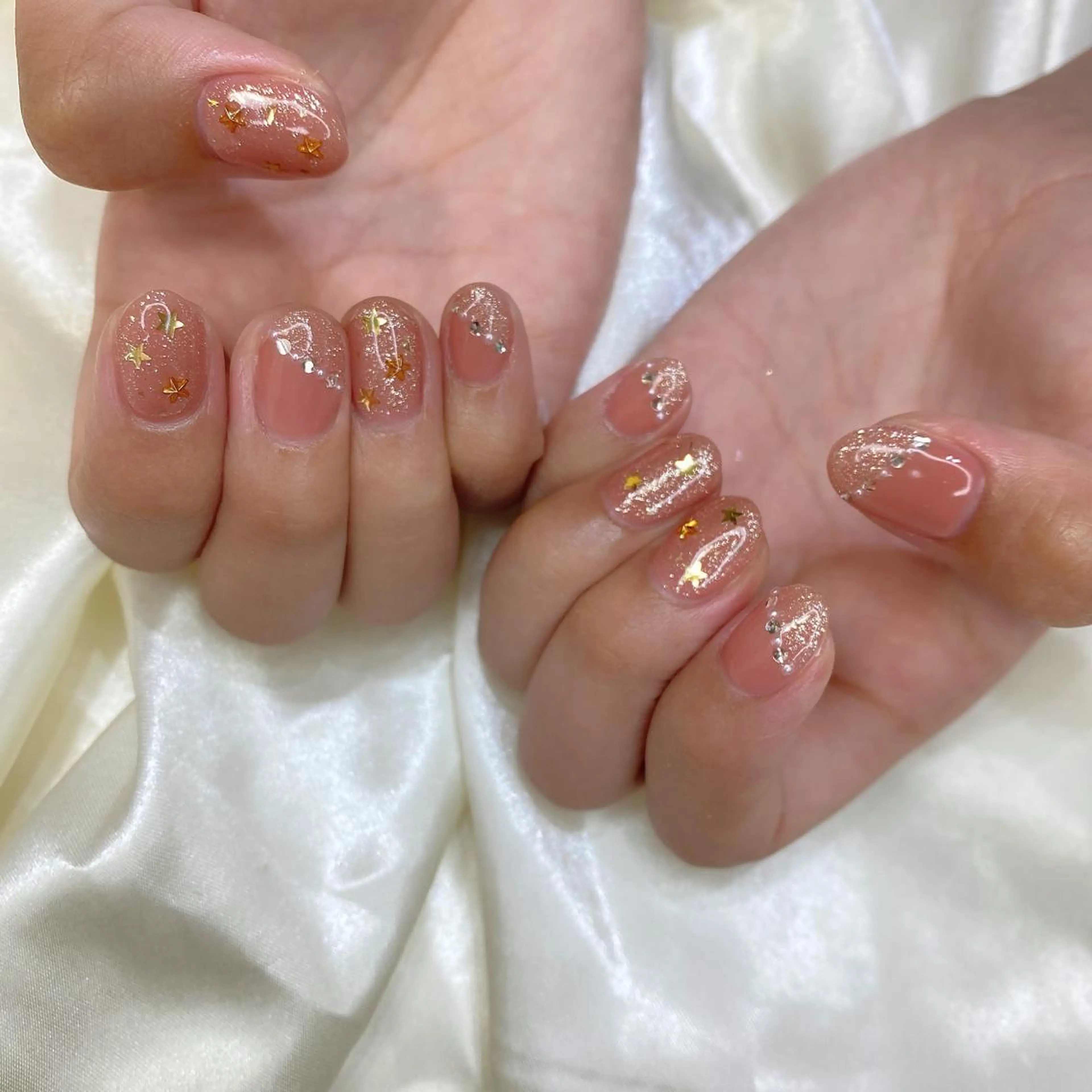 ネイル ハンドネイル 西岡 杏のネイルデザイン