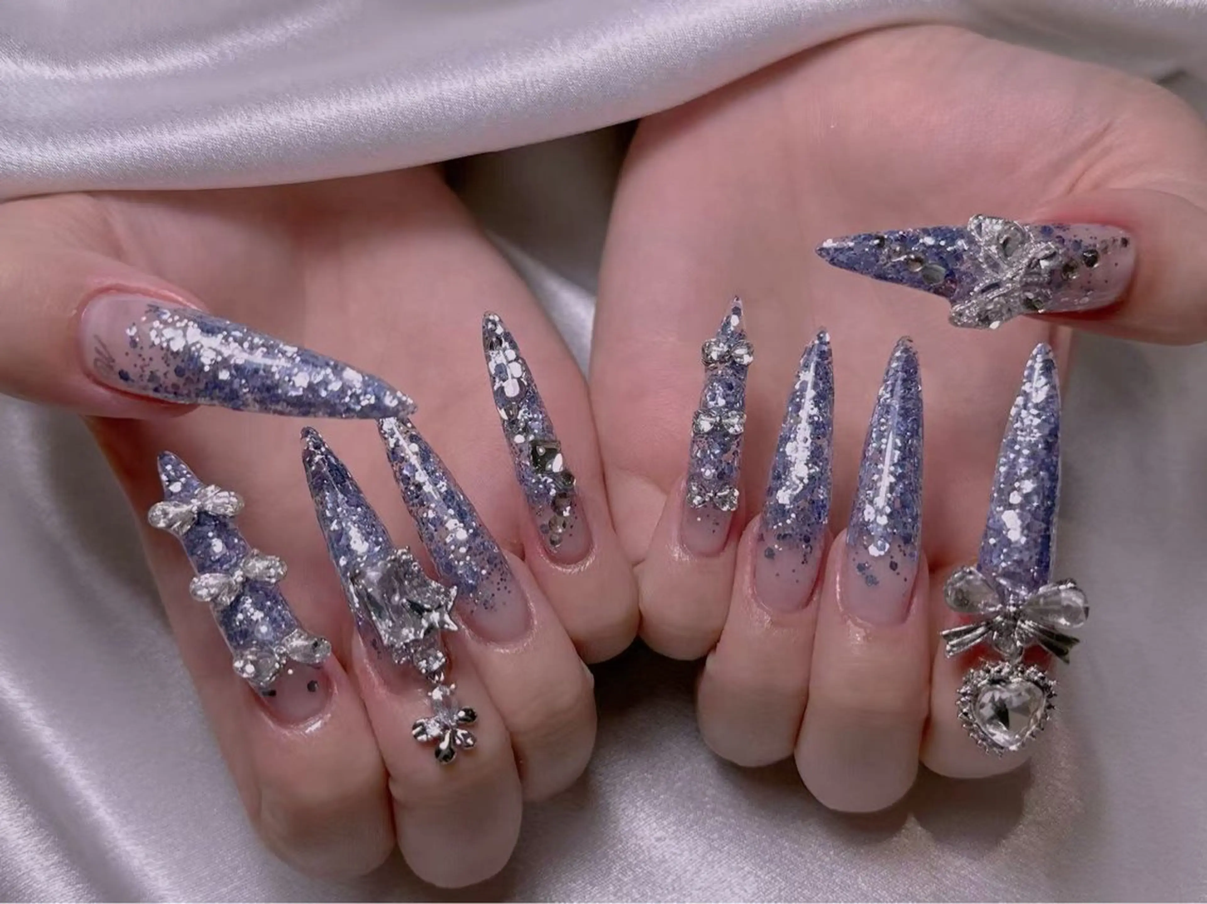 ネイル 長さ出し専門店 RIRIのネイルデザイン