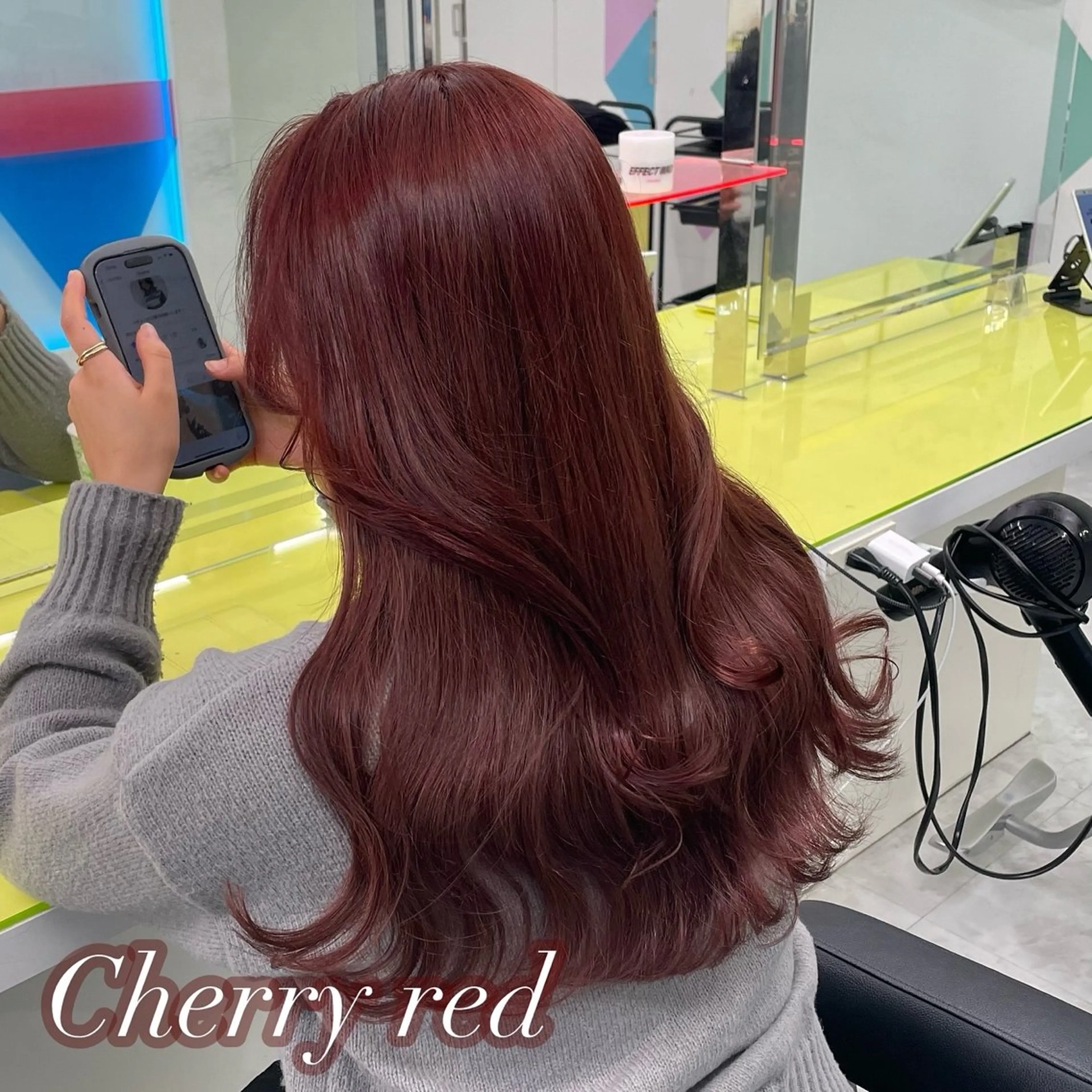 ロング カラー ヘアカラー ダメージレスハイ トーン💖kanonのヘアスタイル