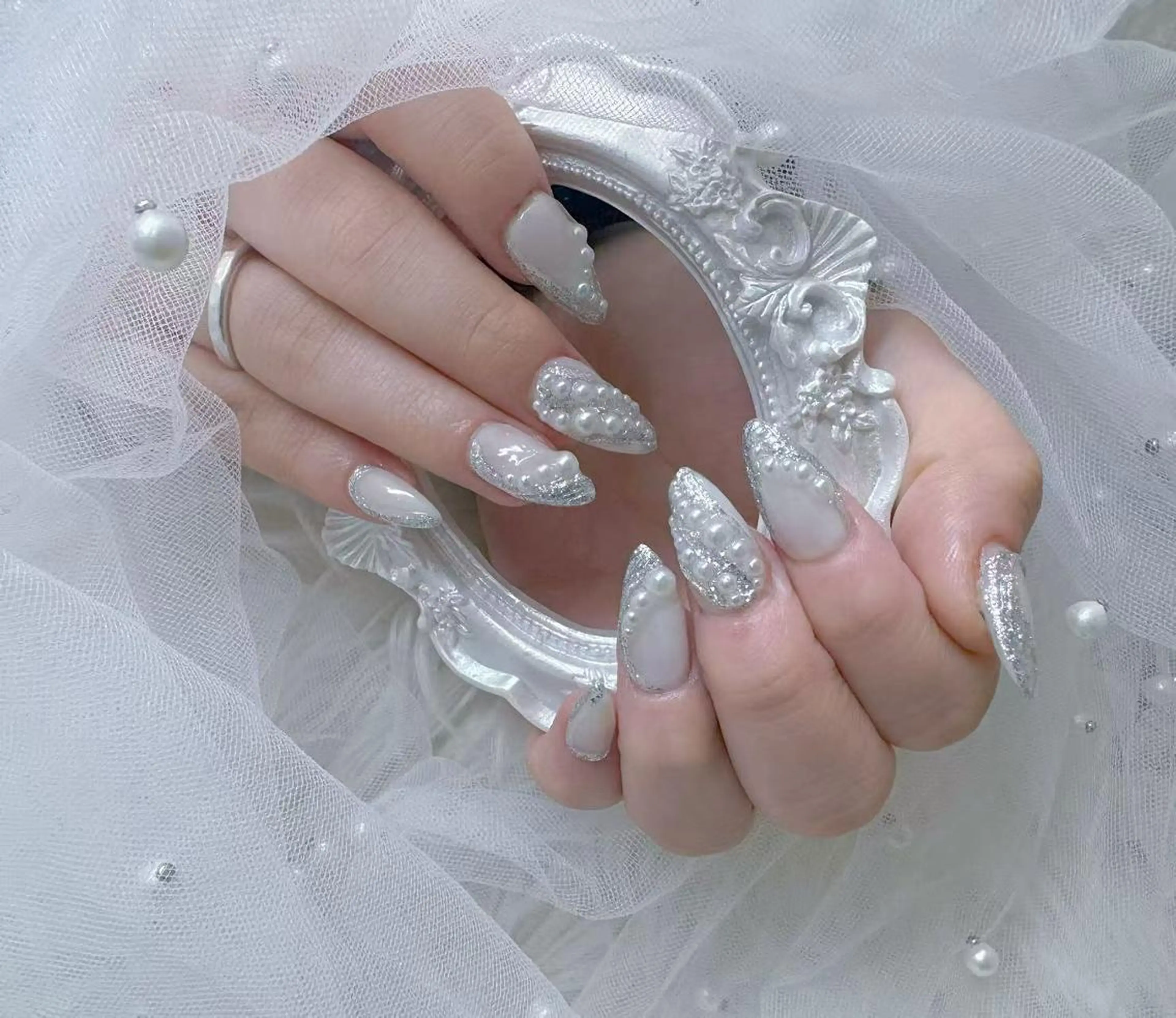 ネイル チークネイル 長さ出し フレンチネイル ジェルネイル マグネットネイル ハンドネイル ハンドケア The Nail & Eye Lashの眉毛・アイブロウイメージ