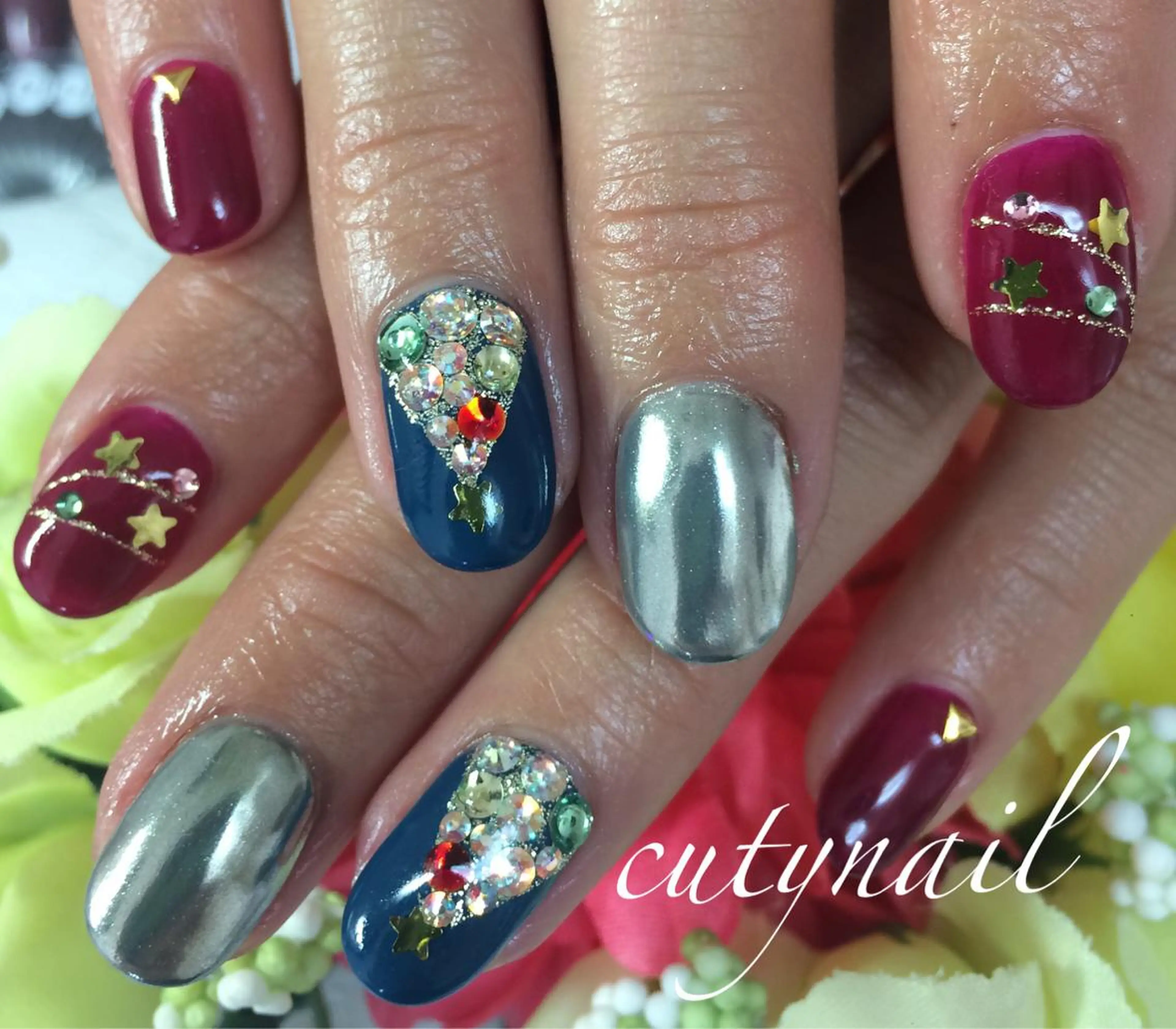 ネイル ジェルネイル ミラーネイル cuty nailのネイルデザイン