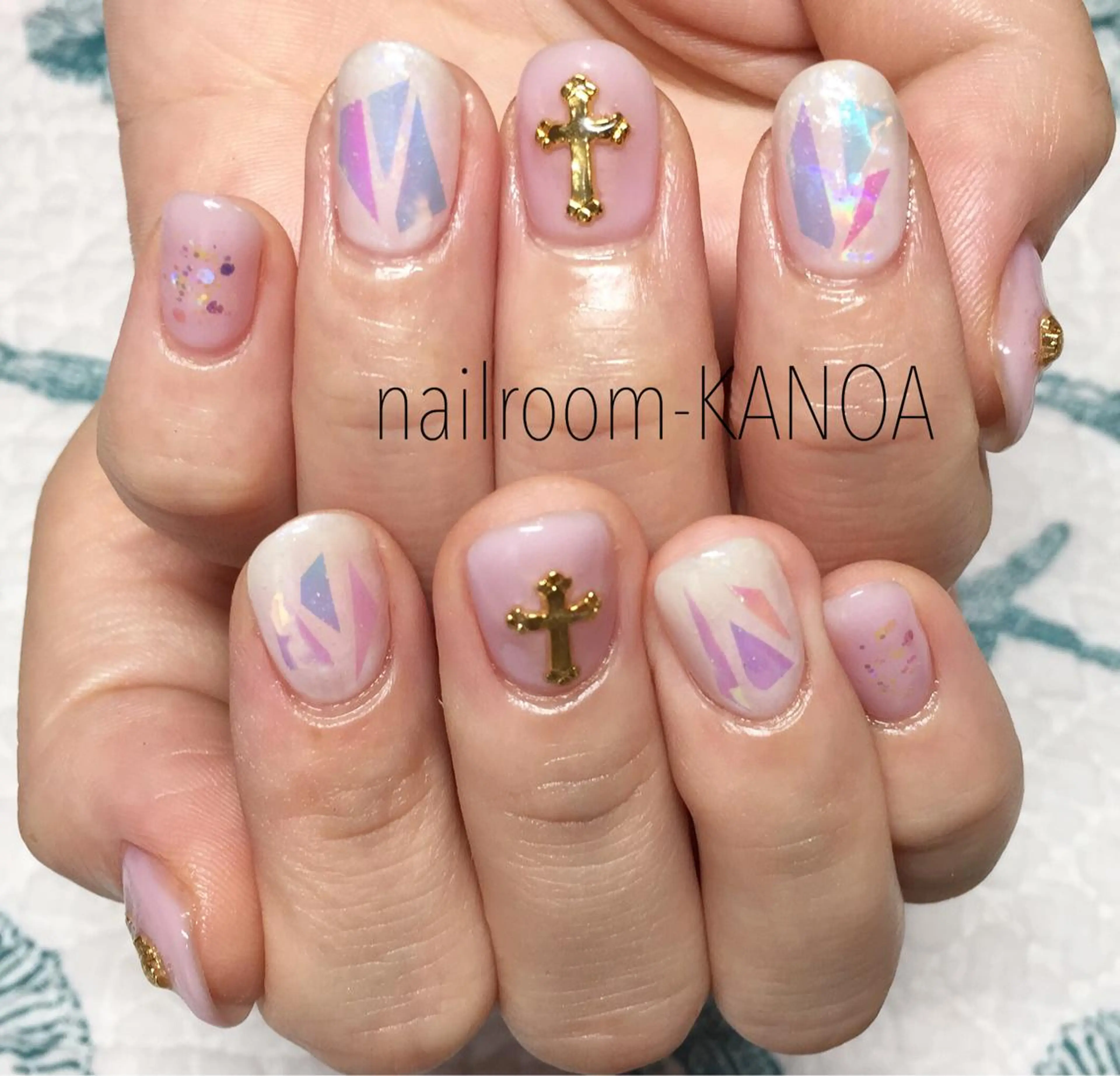 ネイル キラキラネイル nailroom- KANOAのネイルデザイン