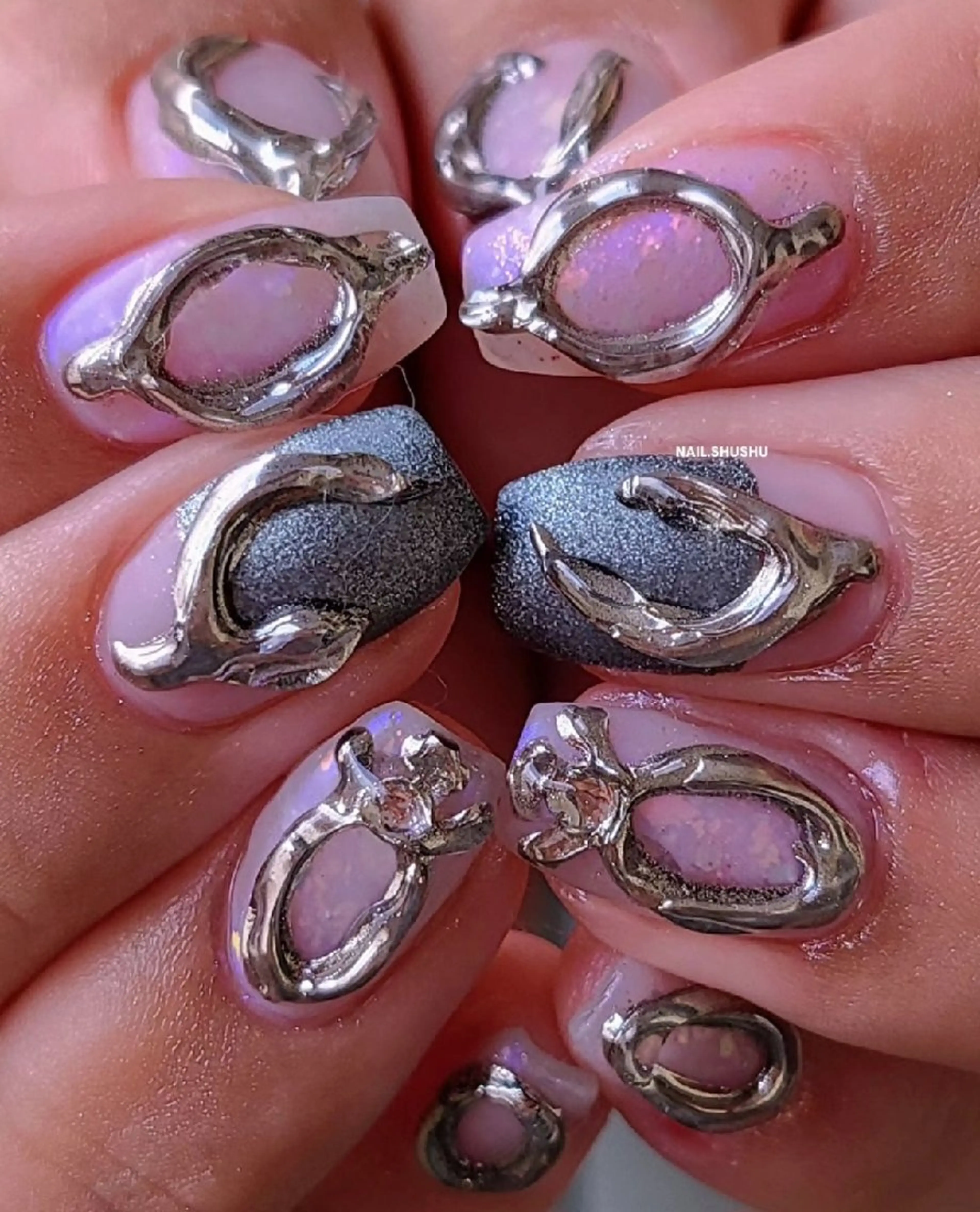 ネイル 3dパーツ/流行り 👧shushu❤️のネイルデザイン