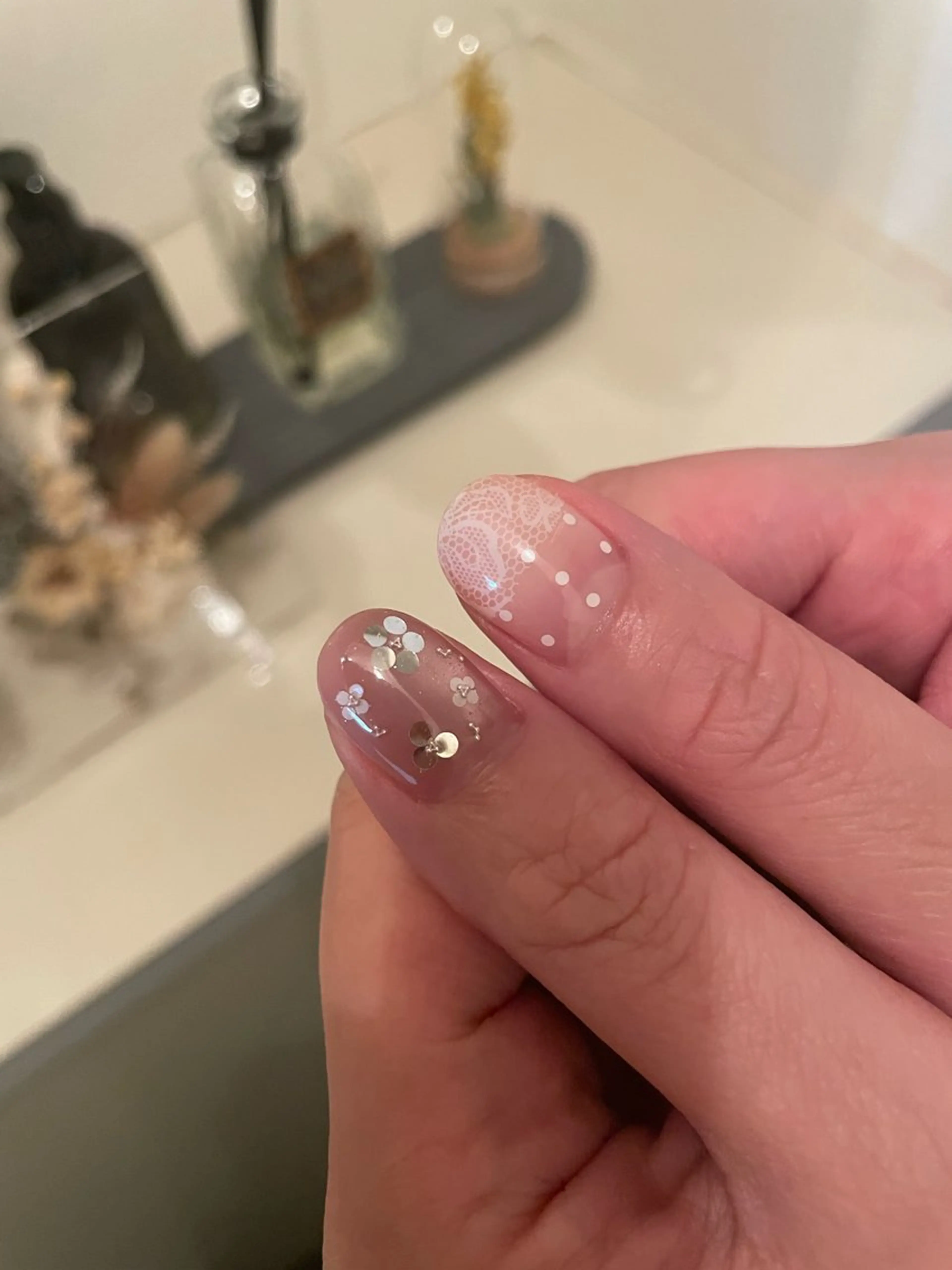 ネイル ハンドネイル フットネイル with hues AYAのネイルデザイン