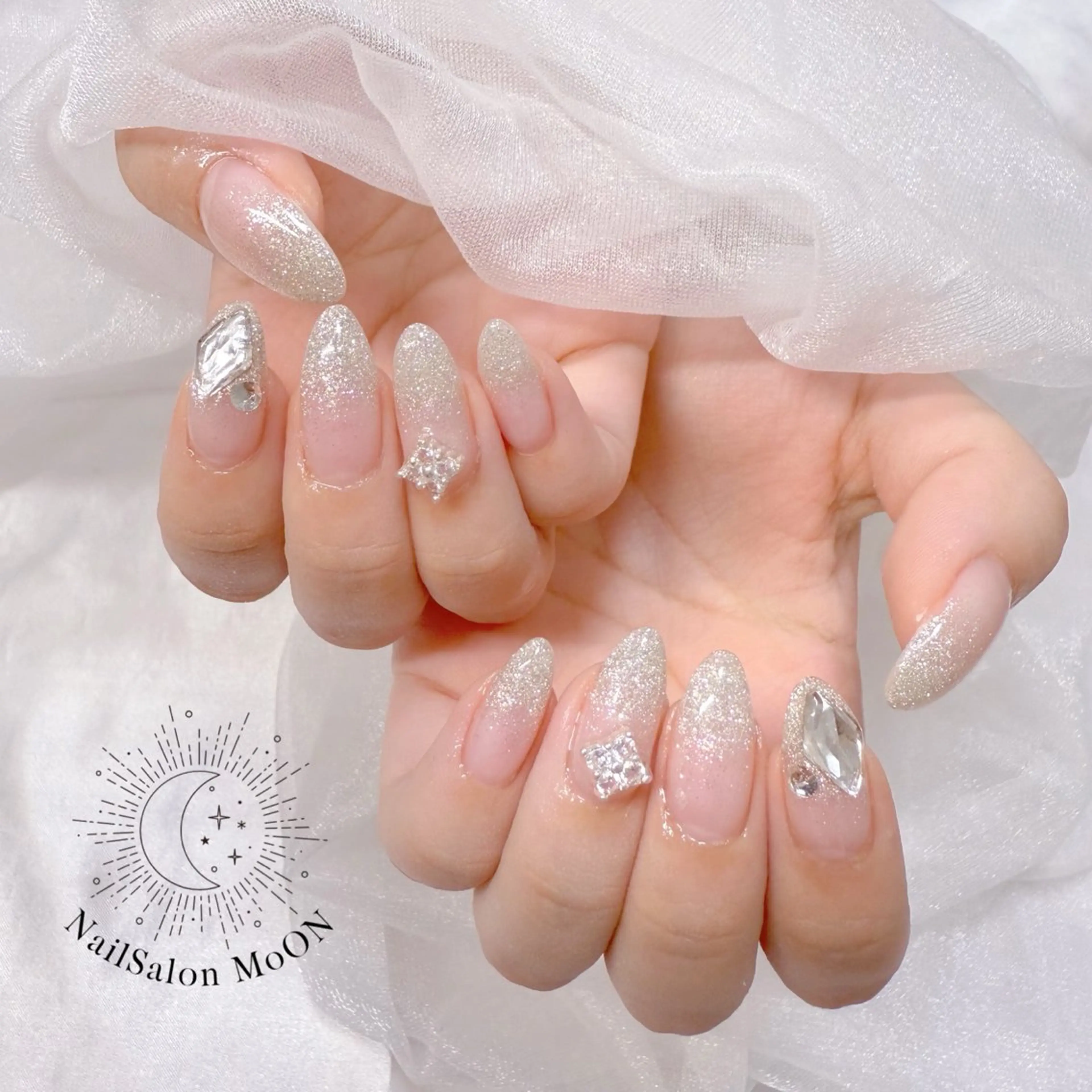 ネイル ハンドネイル ハンドケア MoON...❤︎ MeGuのネイルデザイン