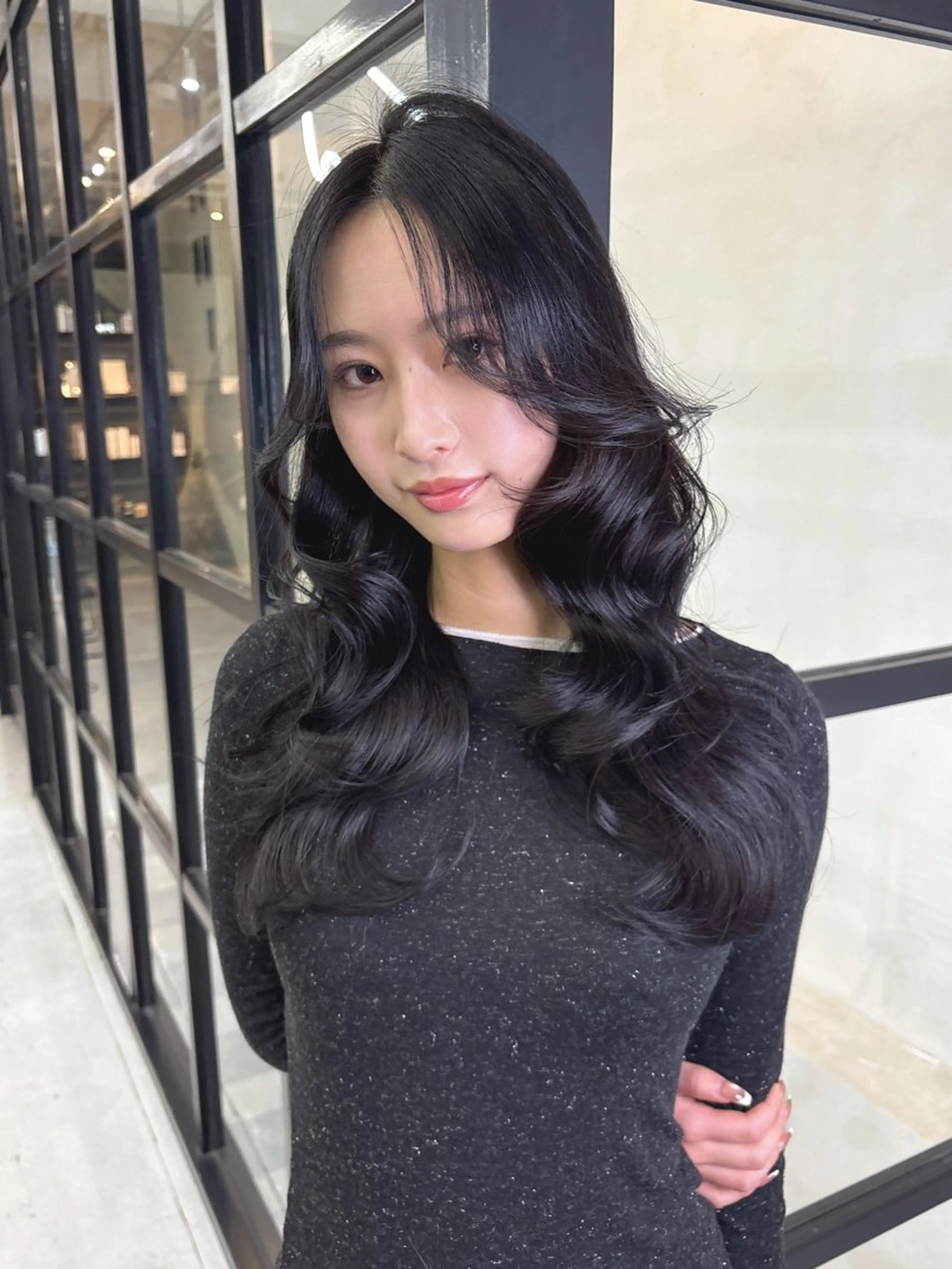 ロング カラー Maison Halu YUKIのヘアスタイル