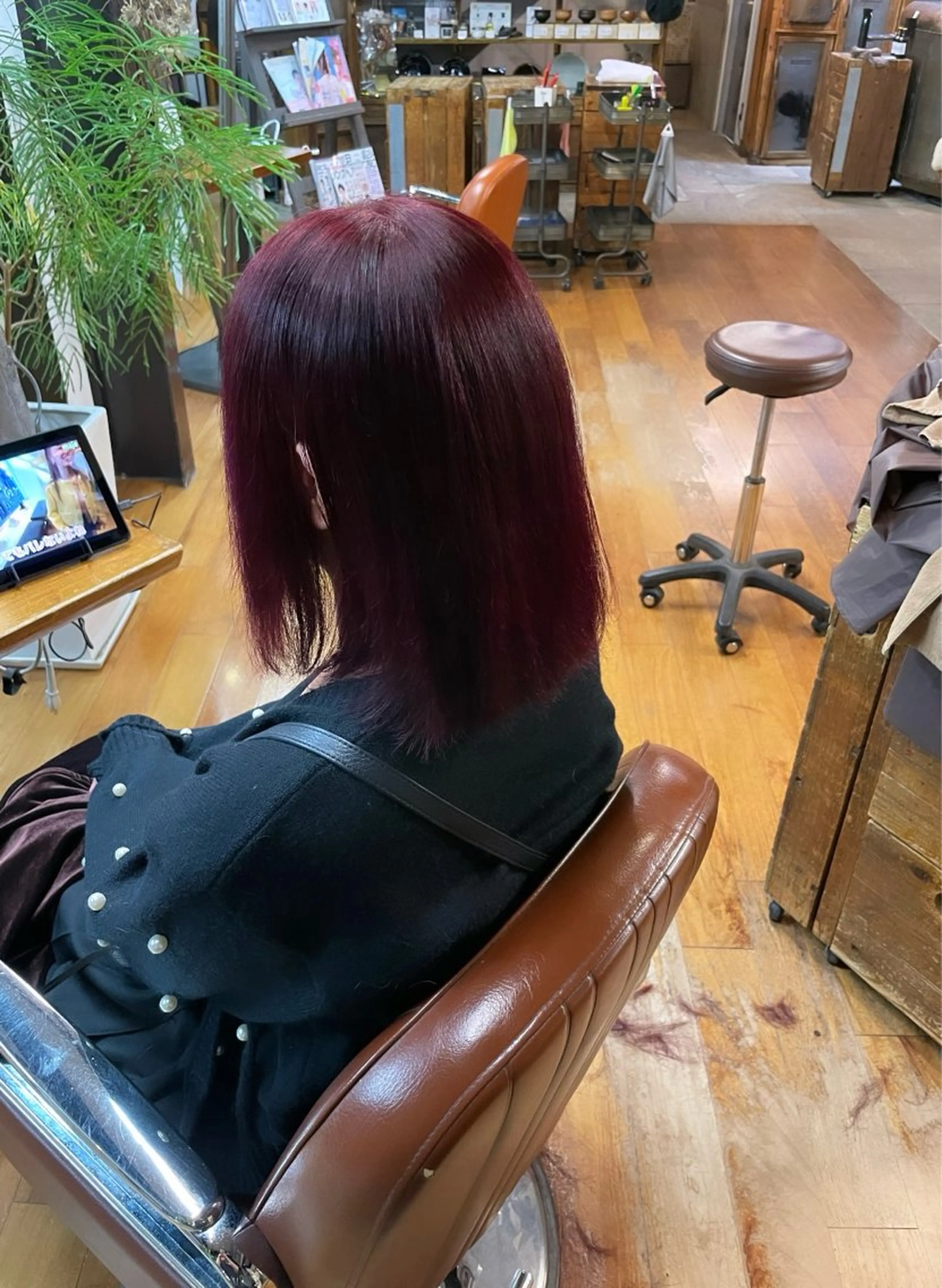 ショート カラー レッドカラー 韓国風ヘア ayaka |トレンドヘアのヘアスタイル