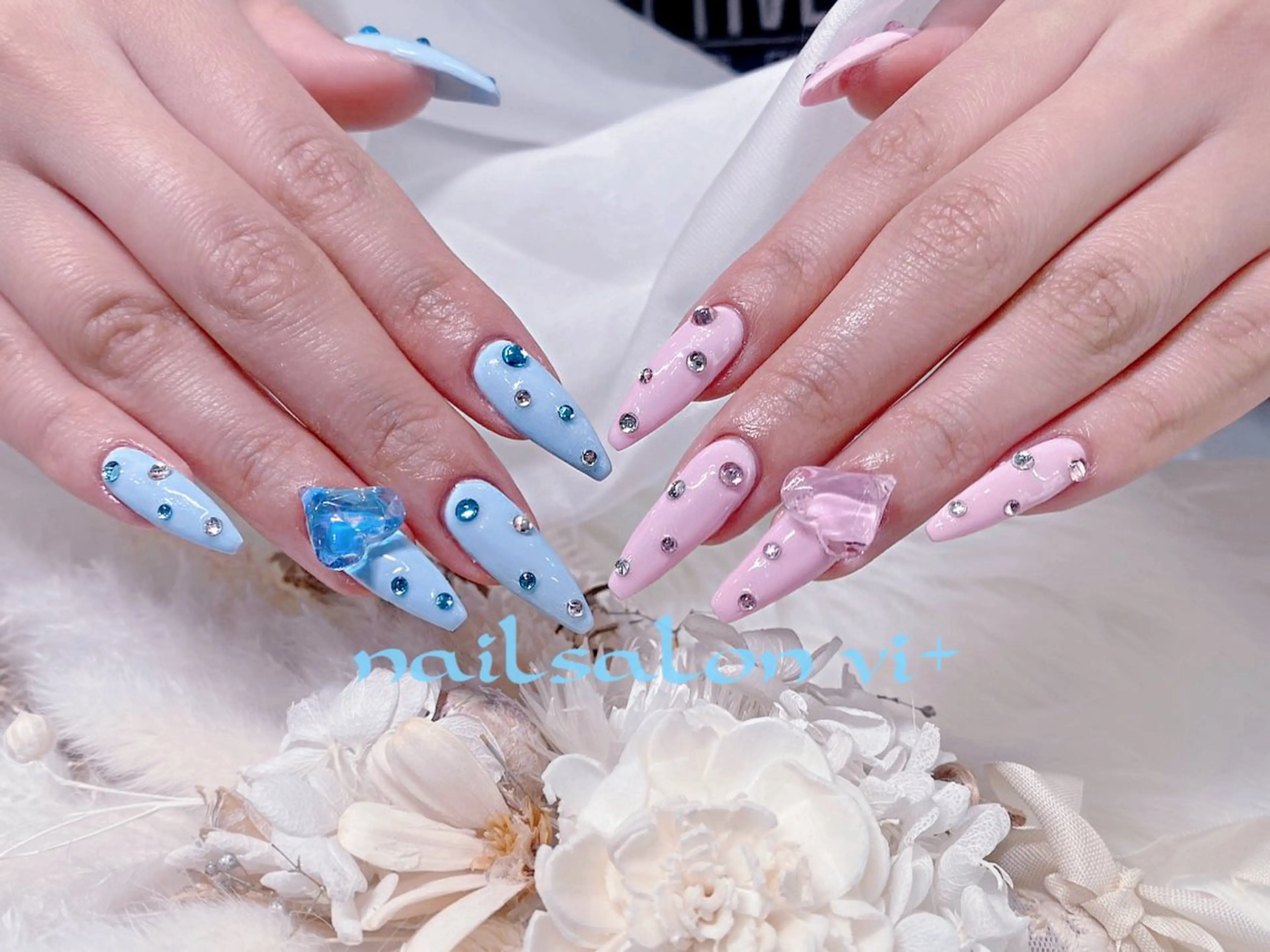 ネイル ✨Nailsalon Vi+✨のネイルデザイン