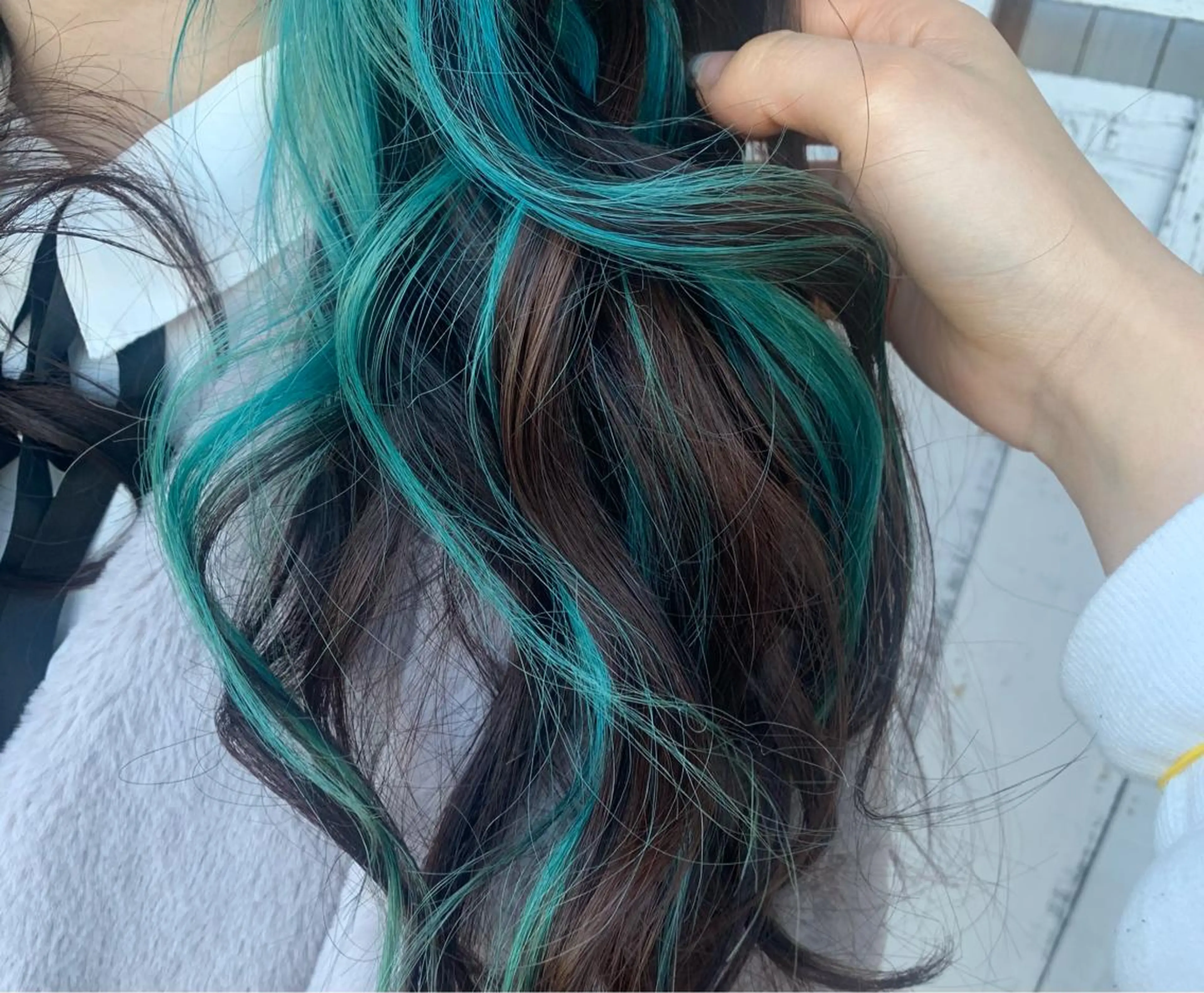 【💎イヤリングカラー💎】耳かけ美人💙どのカラーでも対応します🫐❄️の写真