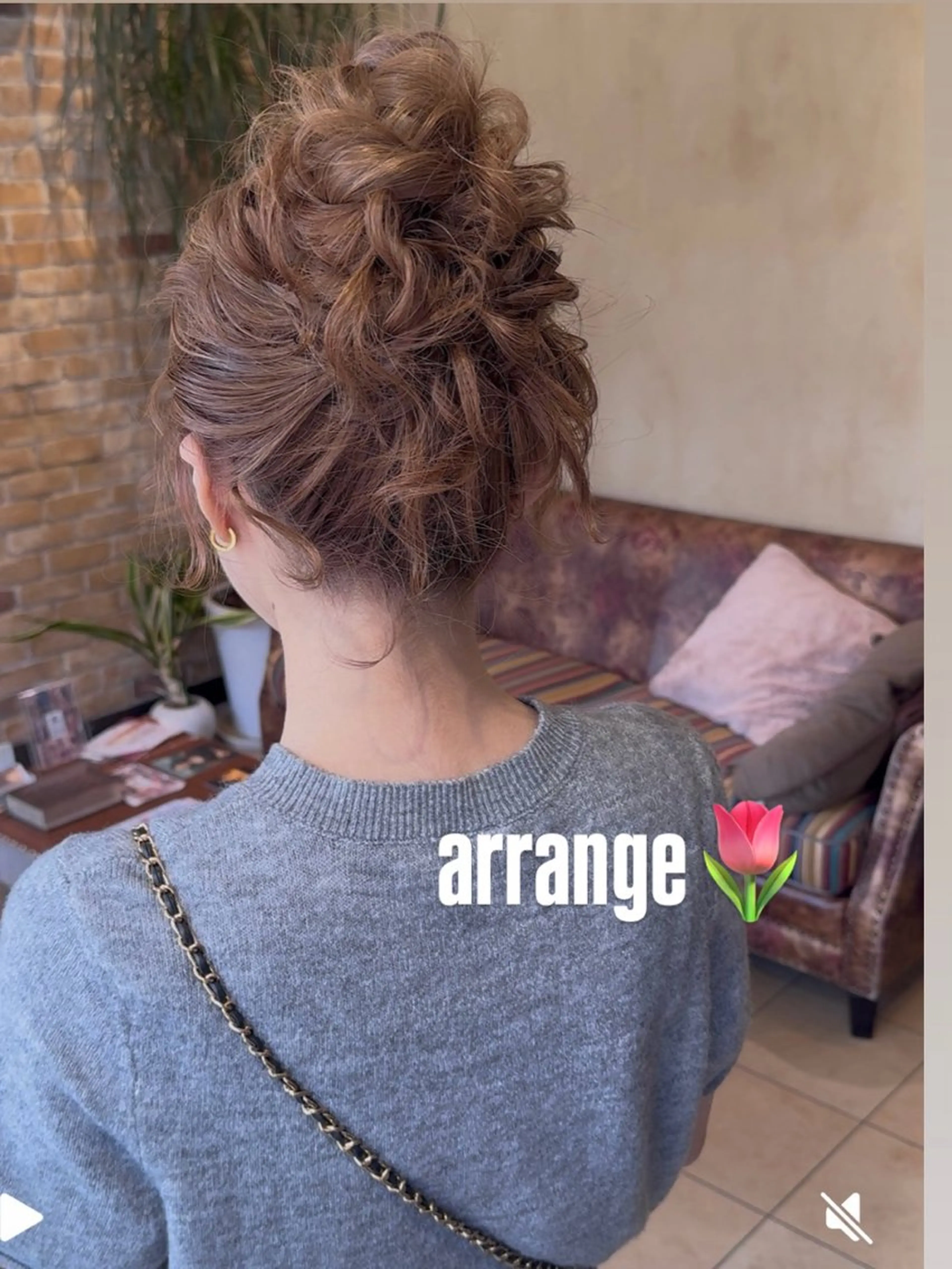 セミロング お団子ヘア ヘアセット Lyhair🦊🎀 AKIのヘアスタイル