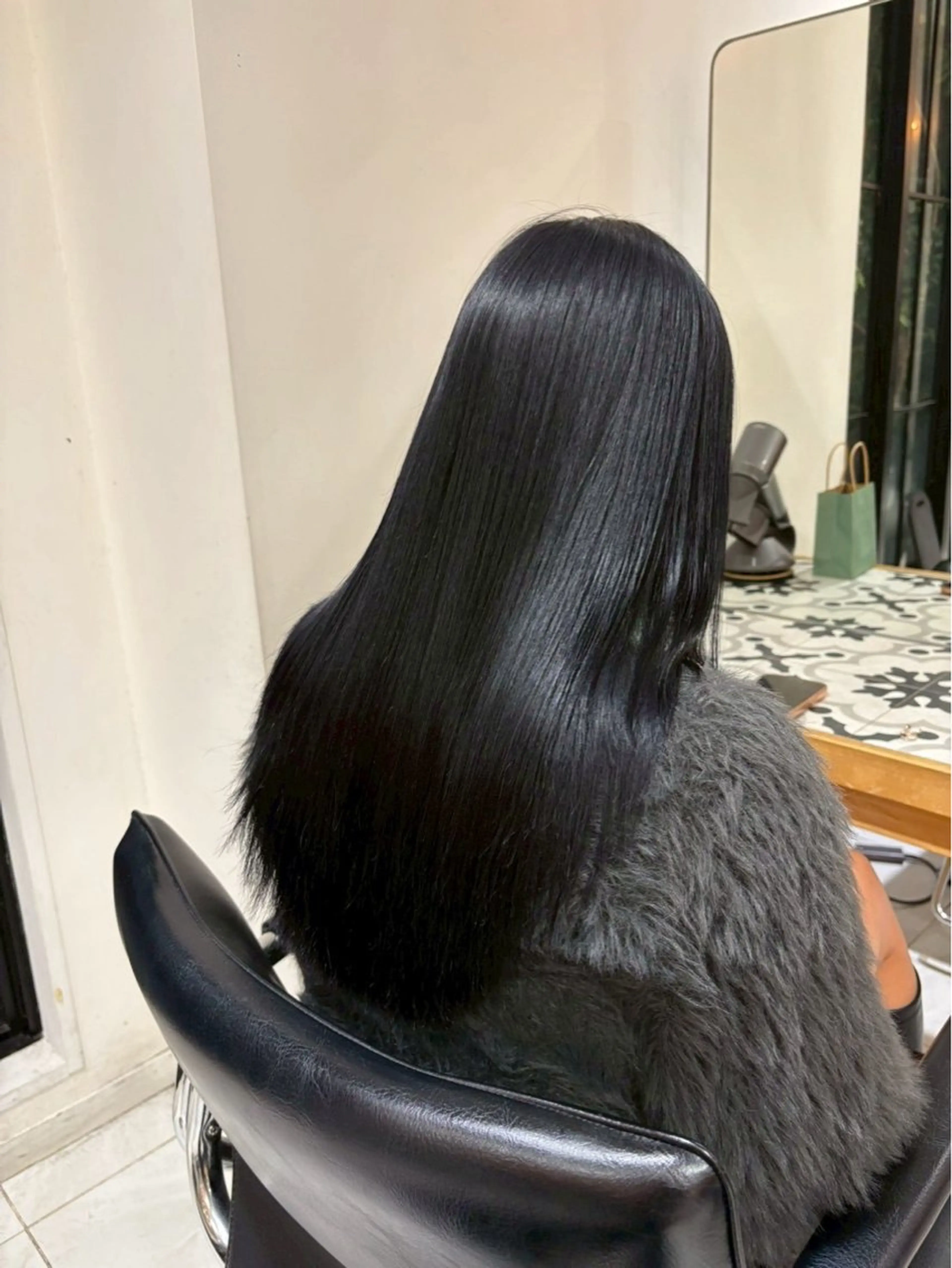 カラー ヘアカラー トリートメント ubu🥷🏻/ ワンカラーモデル募集のヘアスタイル