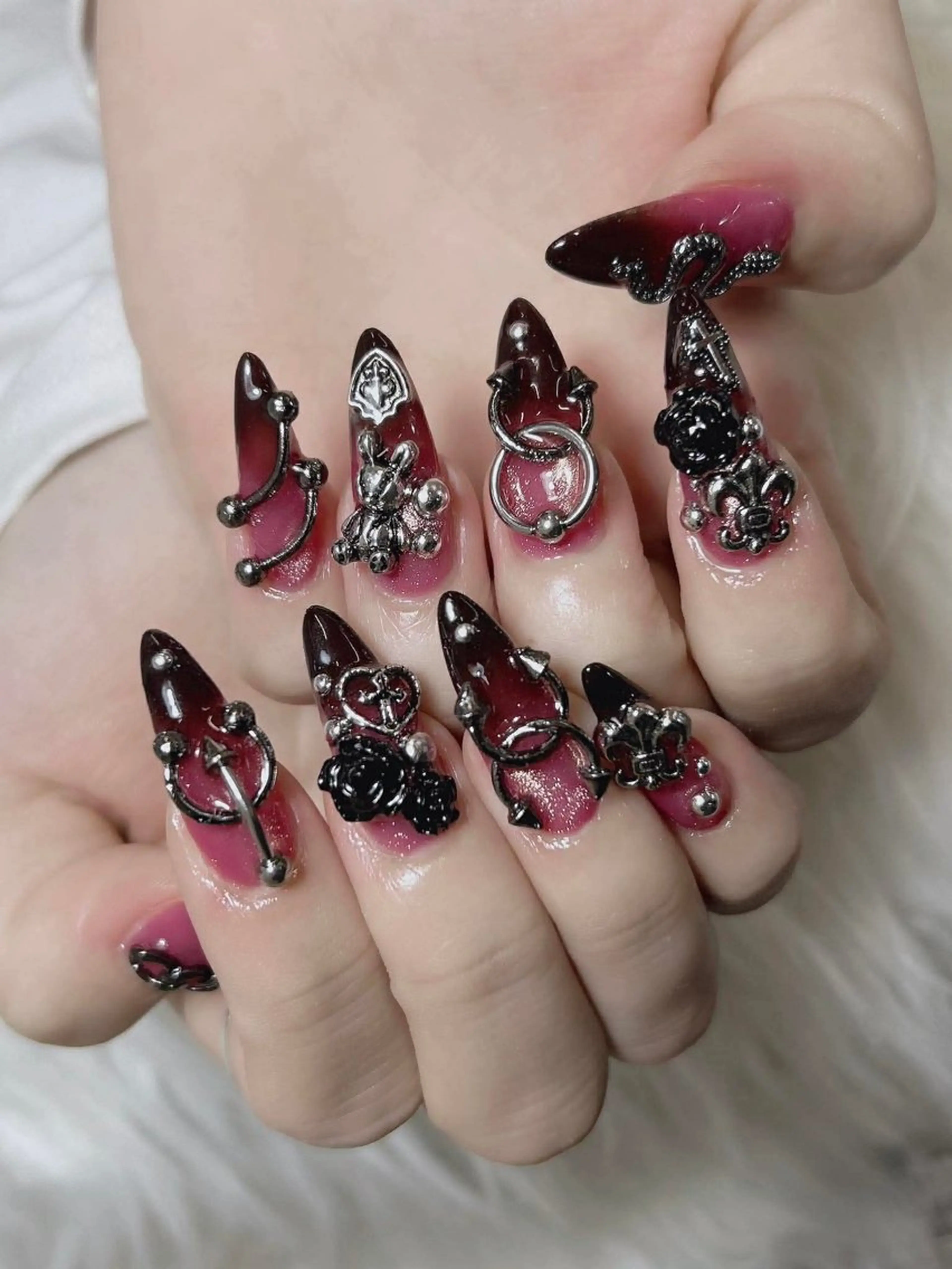 ネイル オーロラネイル チークネイル 長さ出し フレンチネイル 韓国ネイル ハンドネイル Lumi Shinokuboのネイルデザイン