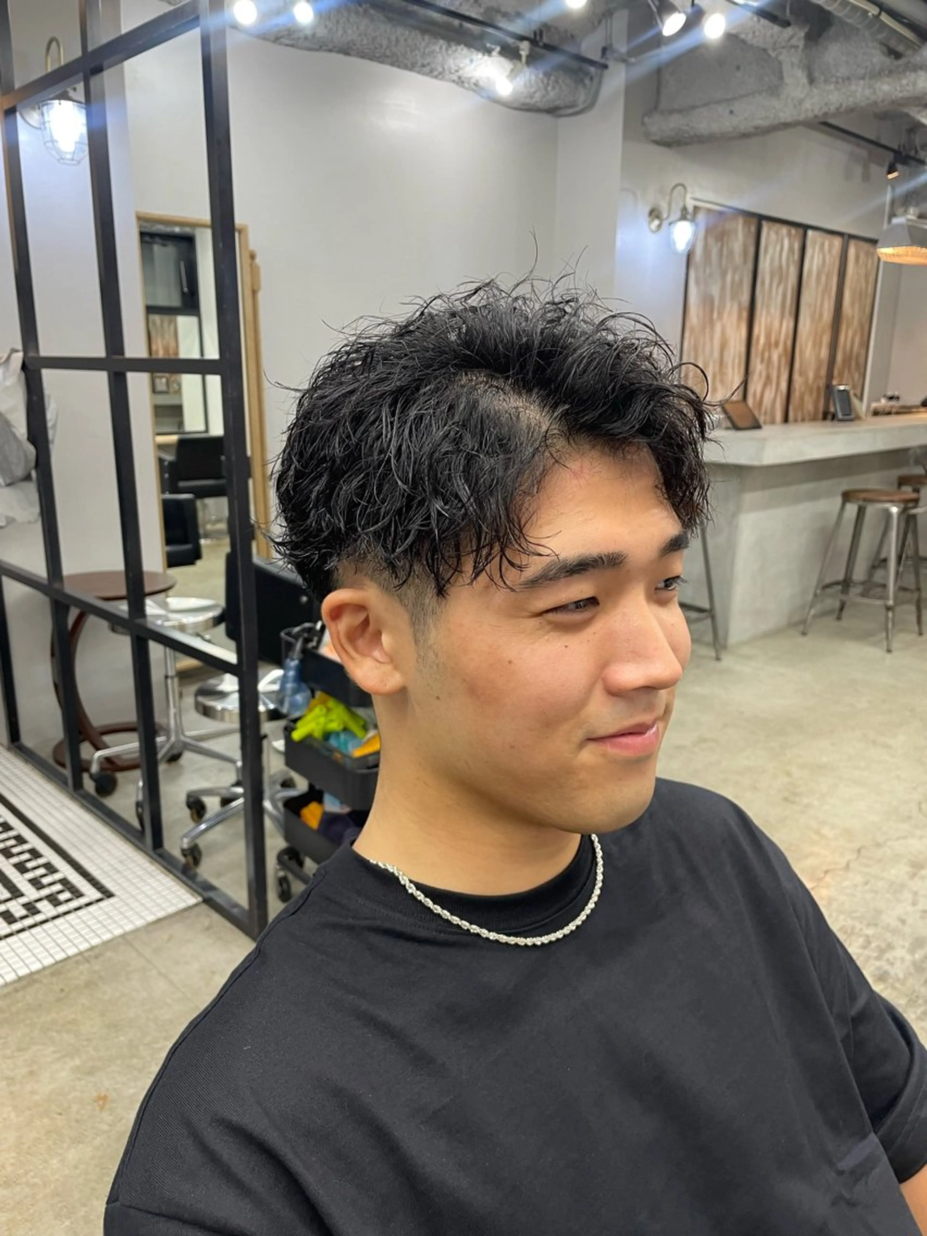 カラー パーマ メンズ パーマ トリートメント ヘアセット 新宿/韓国ヘア/ 髪質改善ストレートのヘアスタイル