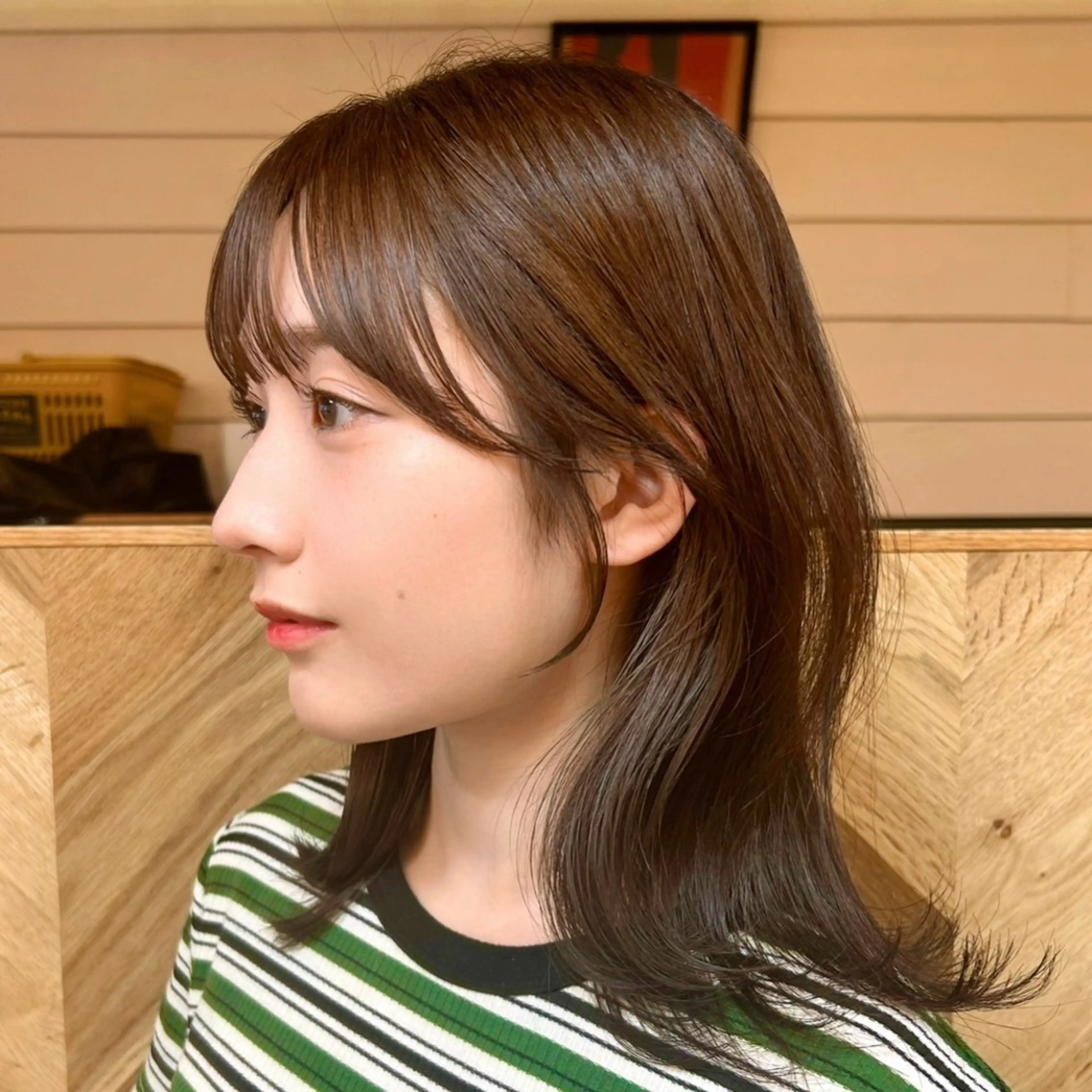 セミロング カラー カット ヘアカラー 韓国レイヤー　船橋 徒歩5分/小川友美のヘアスタイル