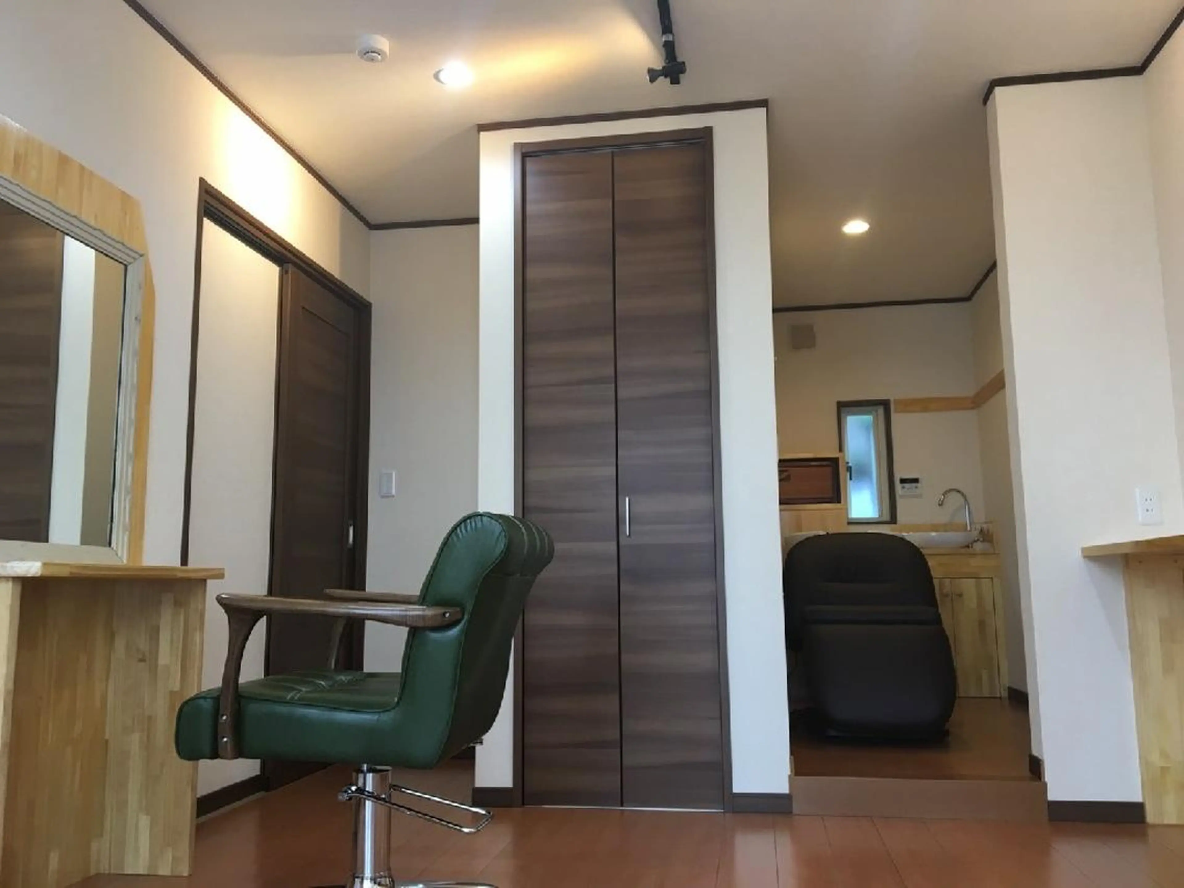 片岡 賢次のヘアスタイル