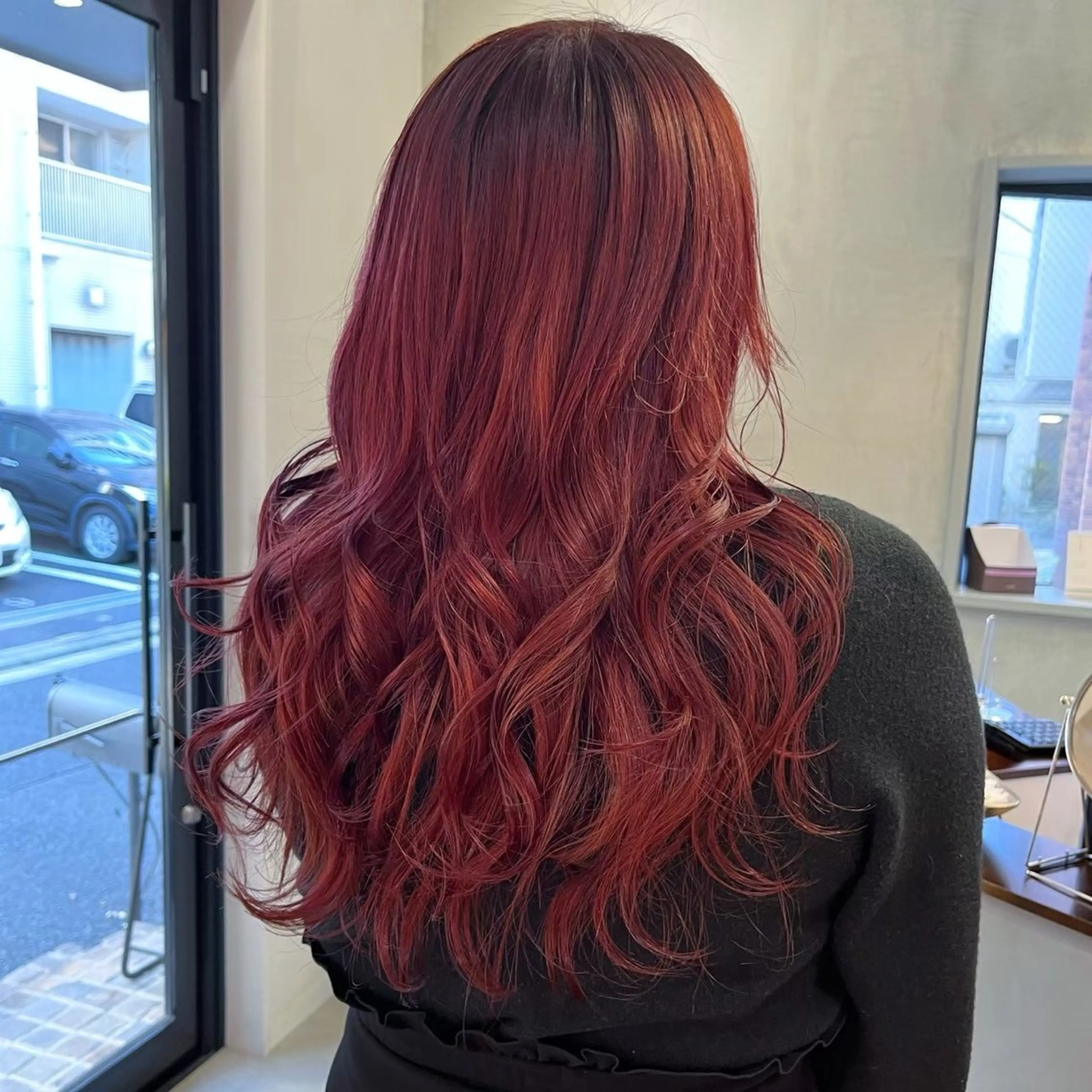ロング カラー レイヤーカット/ブリ ーチ　to-kiのヘアスタイル
