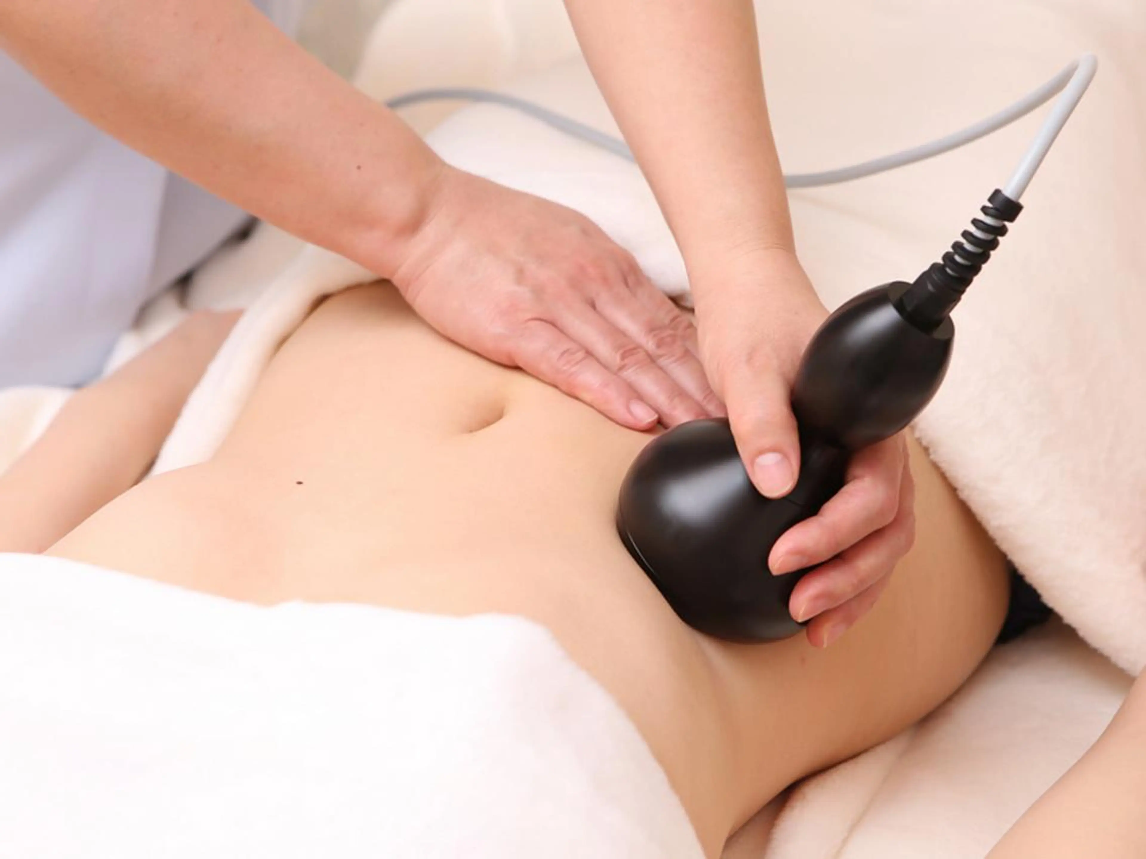 💟最新痩身機器で気になる一ヶ所お試し💟30分     肩、脚、二の腕、お腹、ヒップから選ぶ     💟相乗効果の写真