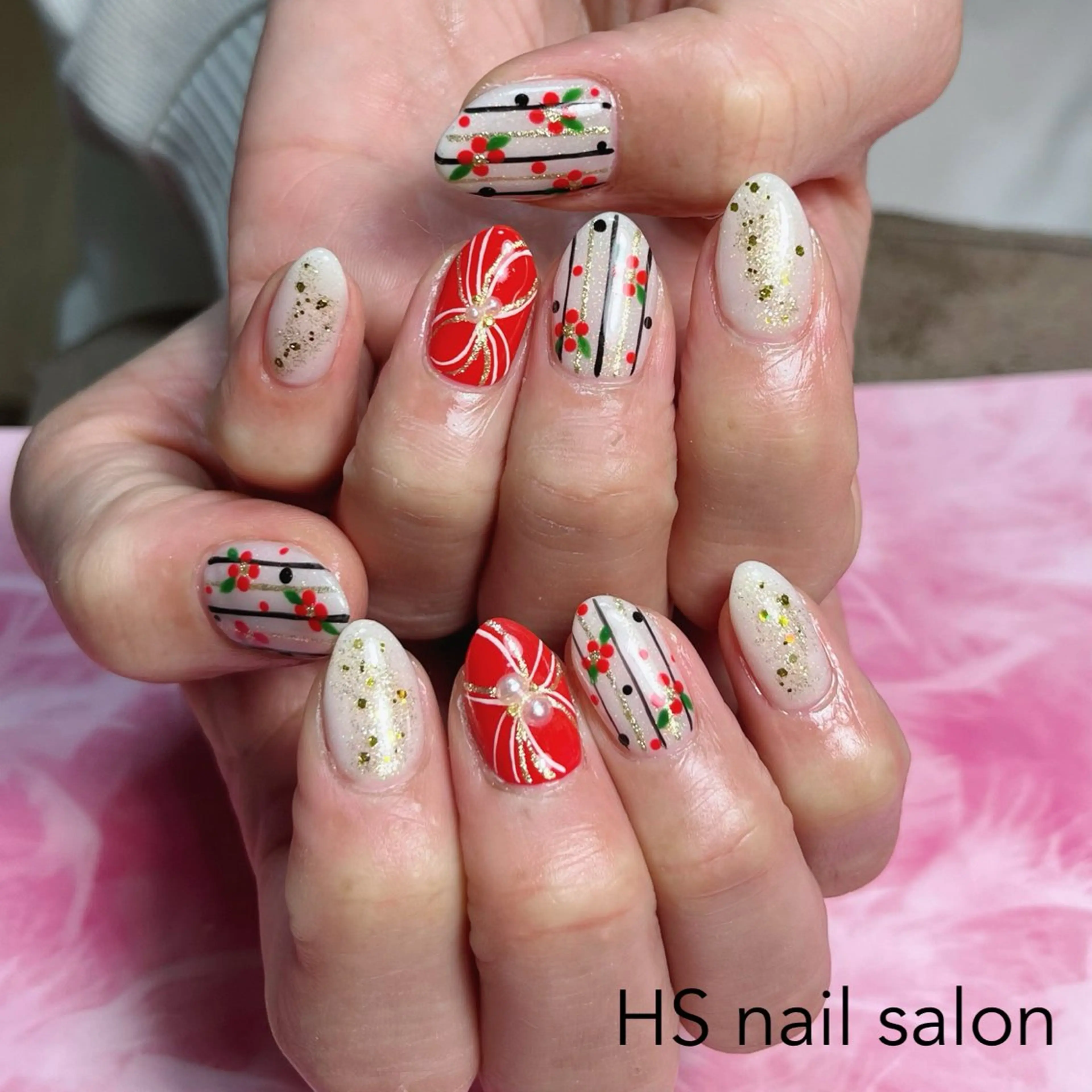 ミディアム ハンドネイル hs nail salonのネイルデザイン