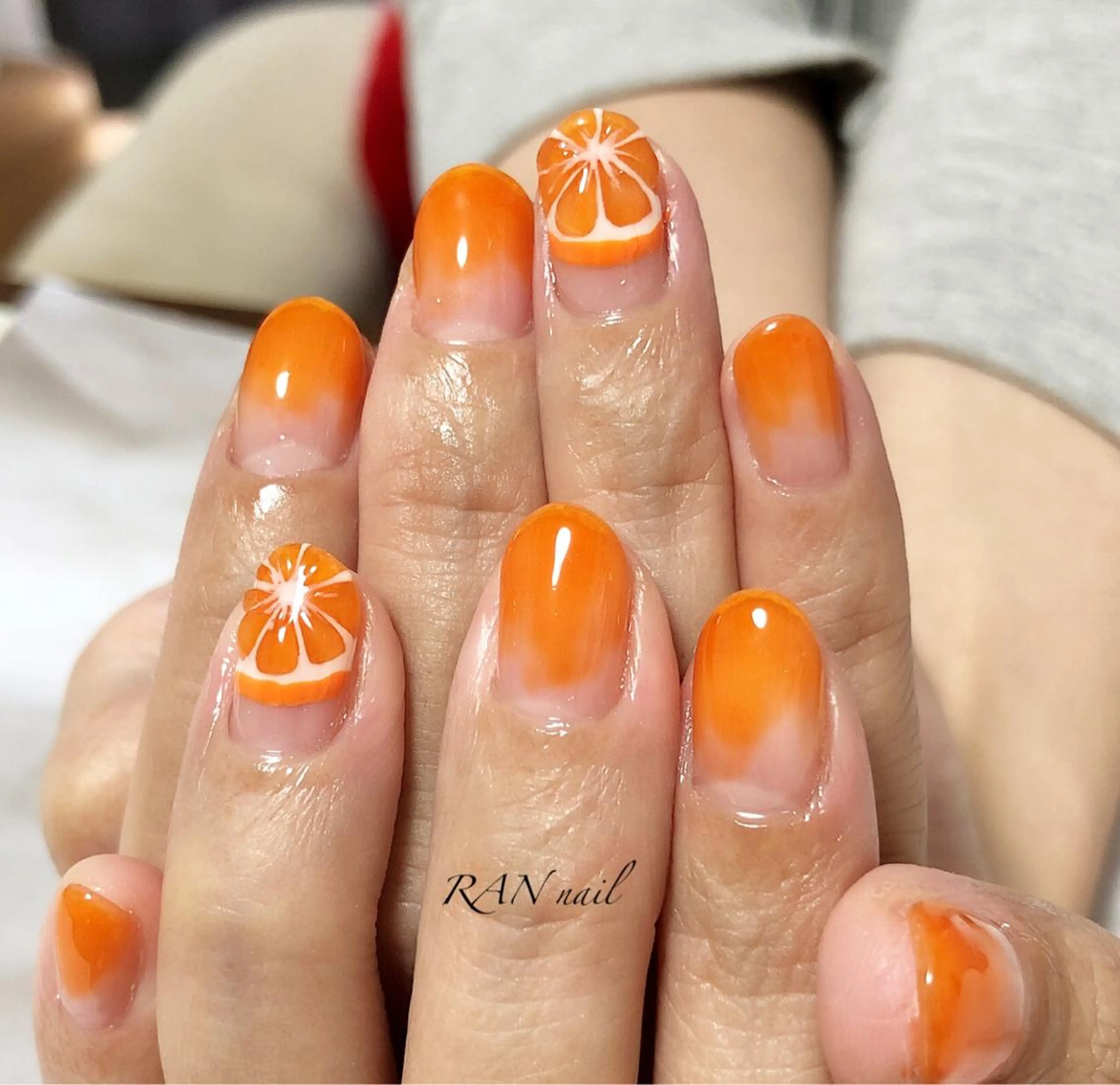 ネイル フットネイル オフィスネイル オレンジ 春ネイル 夏ネイル ハンドネイル フットネイル RAN nailのネイルデザイン
