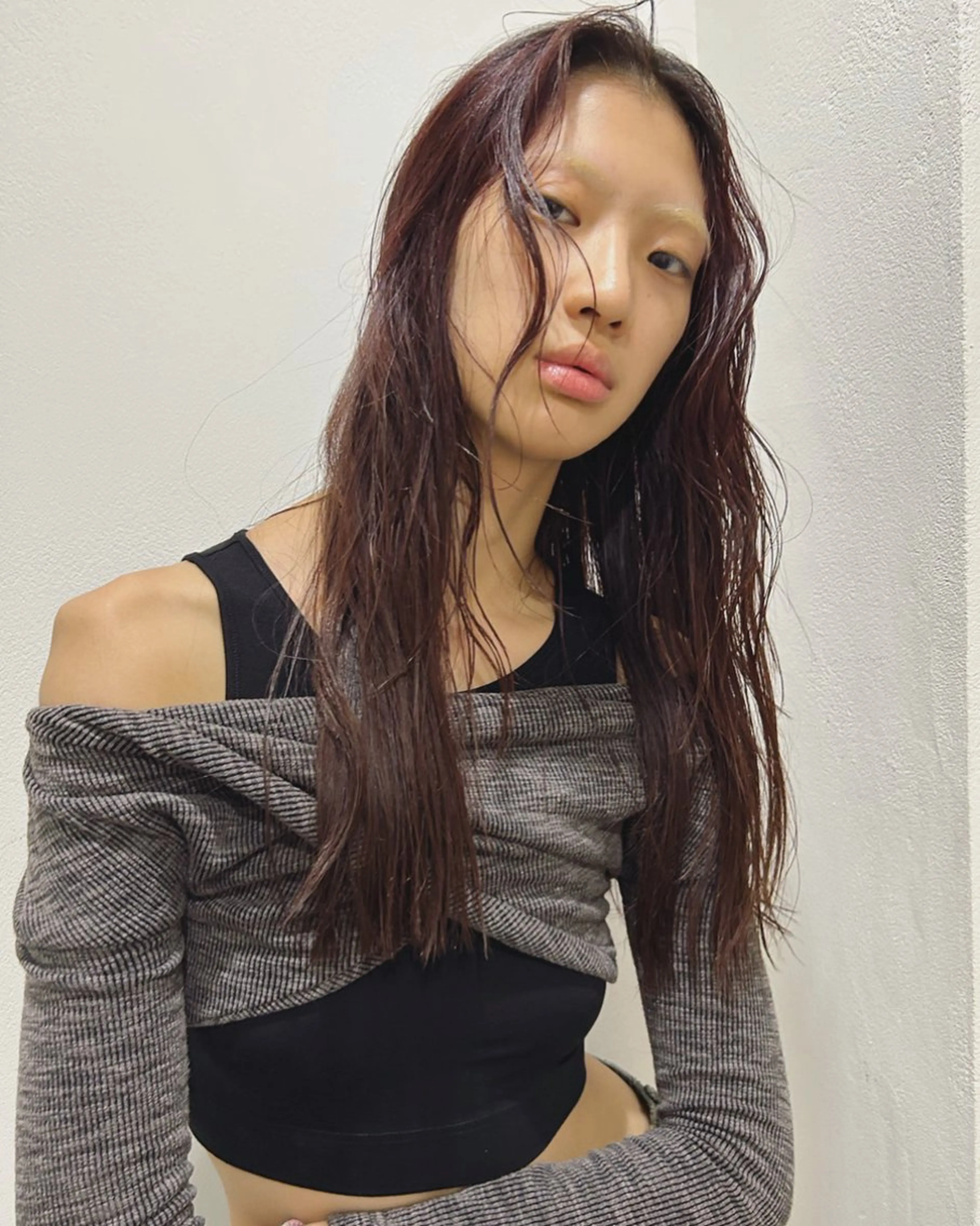 ロング カラー カット ヘアカラー トリートメント Loom.所属・村上雅人 ナチュラルモードのヘアスタイル