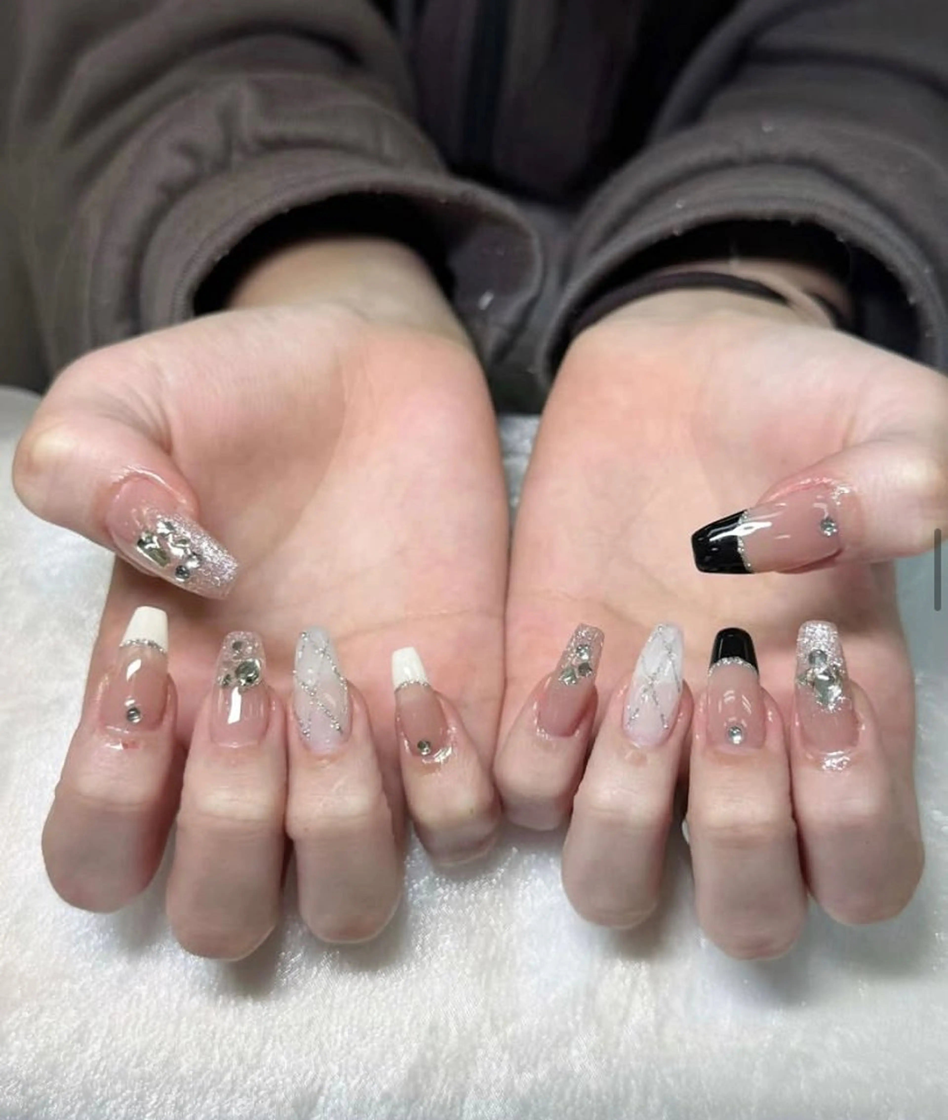 ネイル Hin Nail Osaka所属・Hin Nailsのネイルデザイン